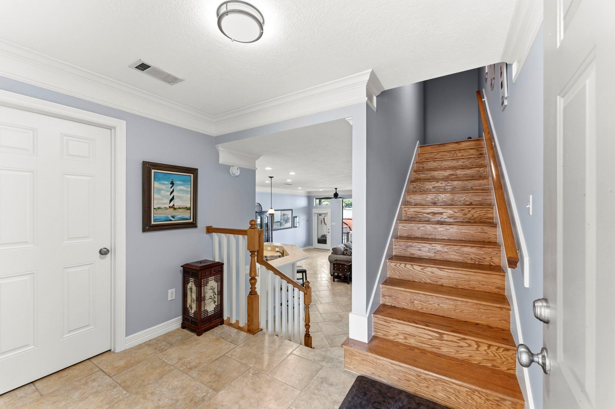 1208 Lake View Drive