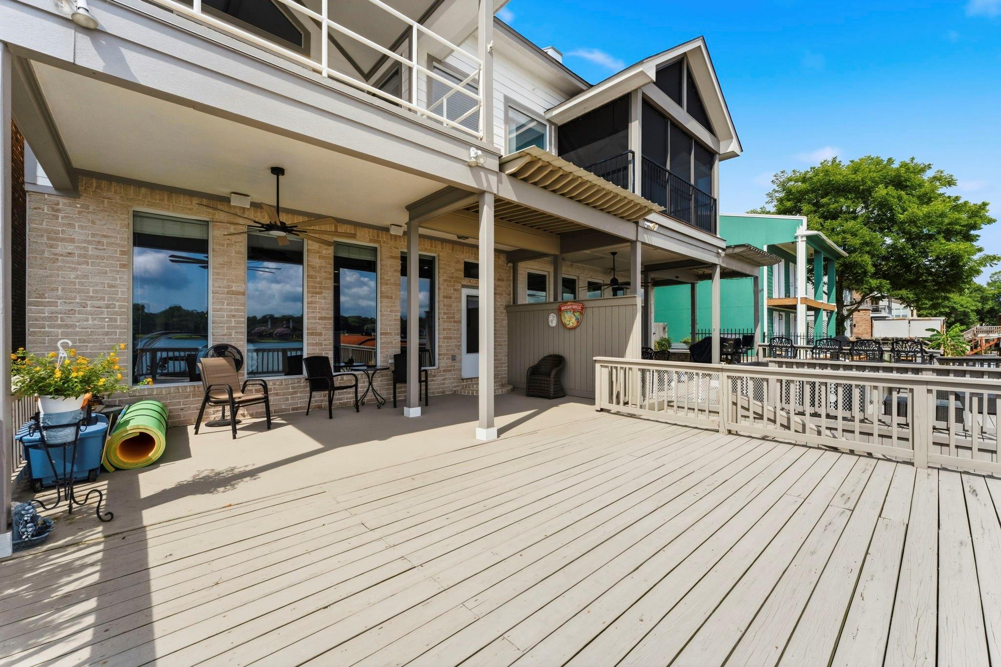 1208 Lake View Drive