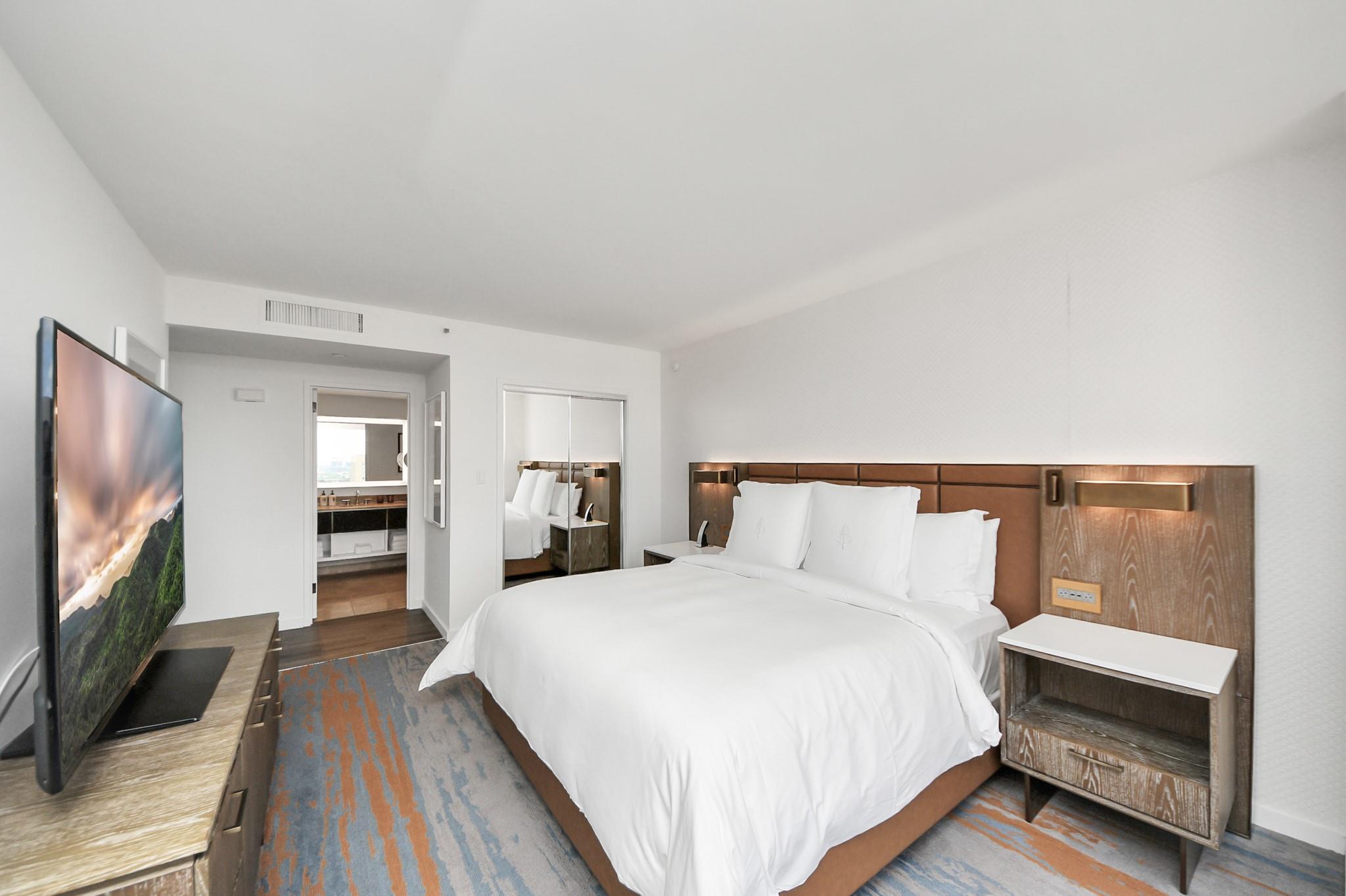 1300 Lamar Street # S8