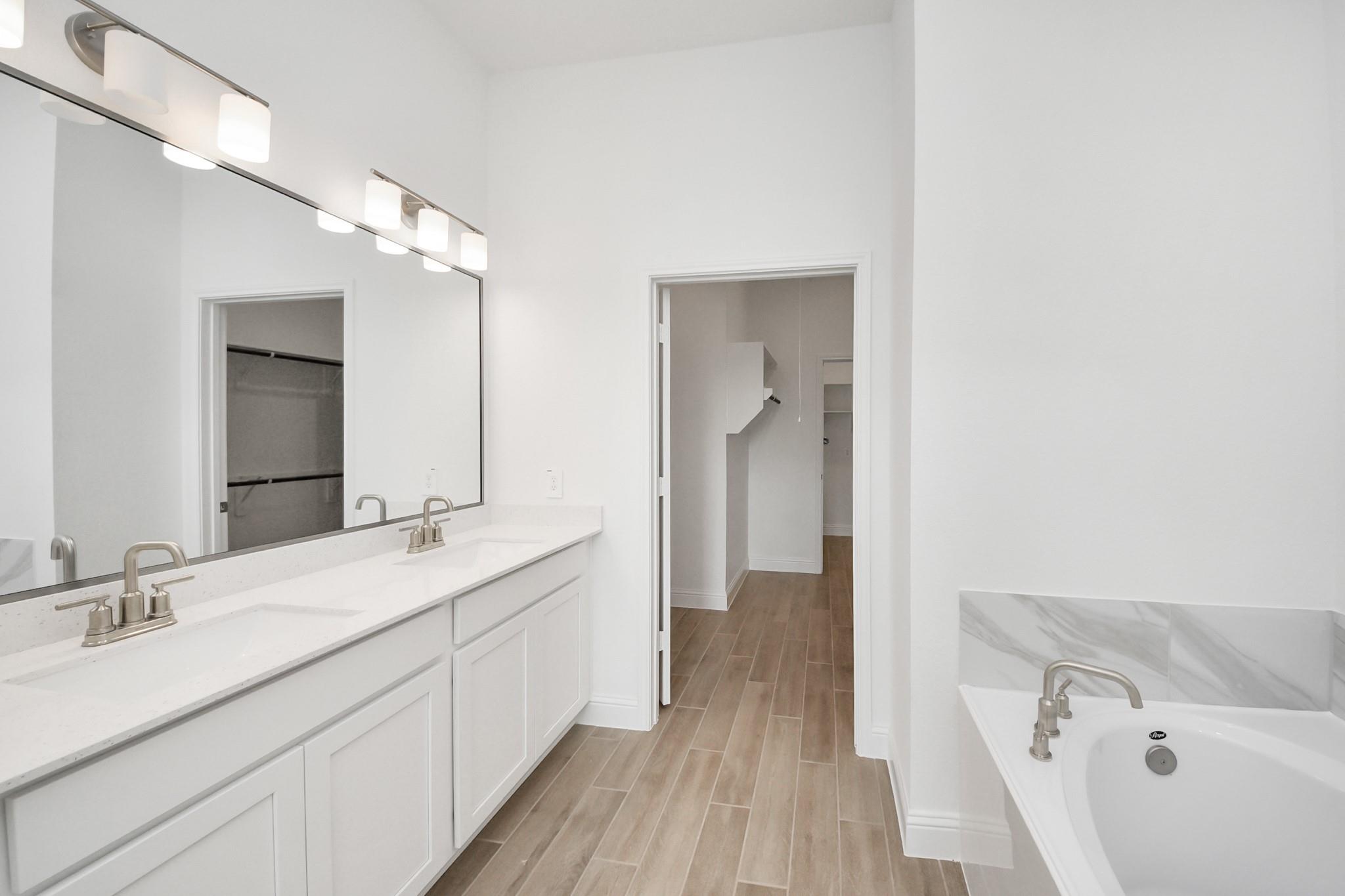 7606 Cattail Shallows Lane