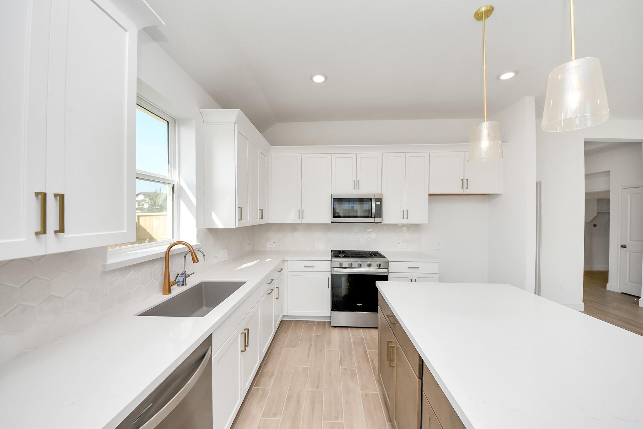 7606 Cattail Shallows Lane