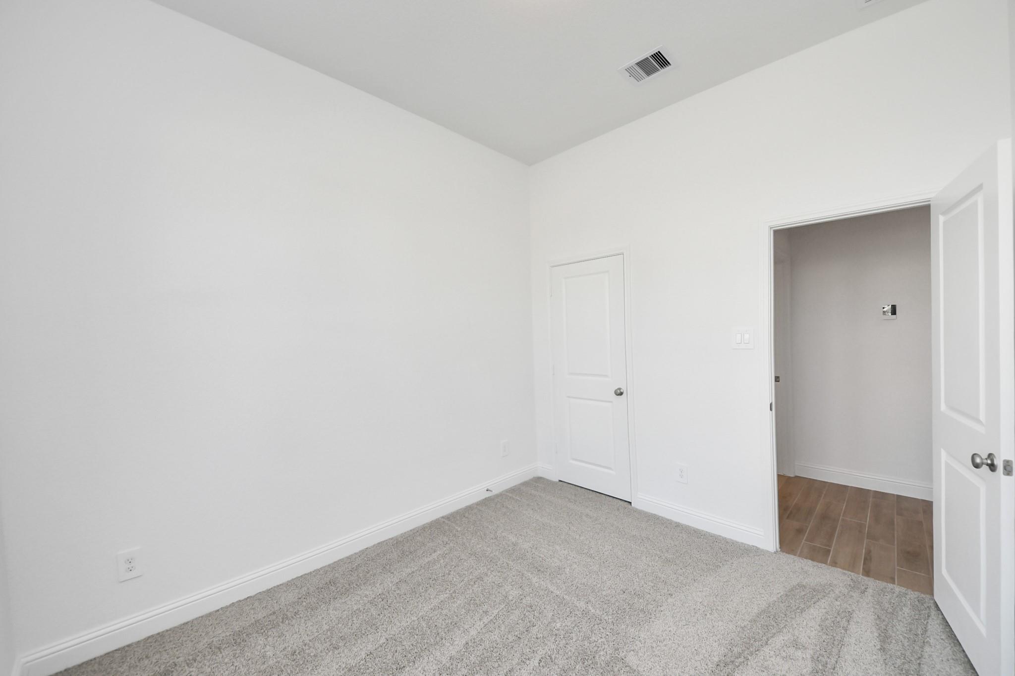 7606 Cattail Shallows Lane