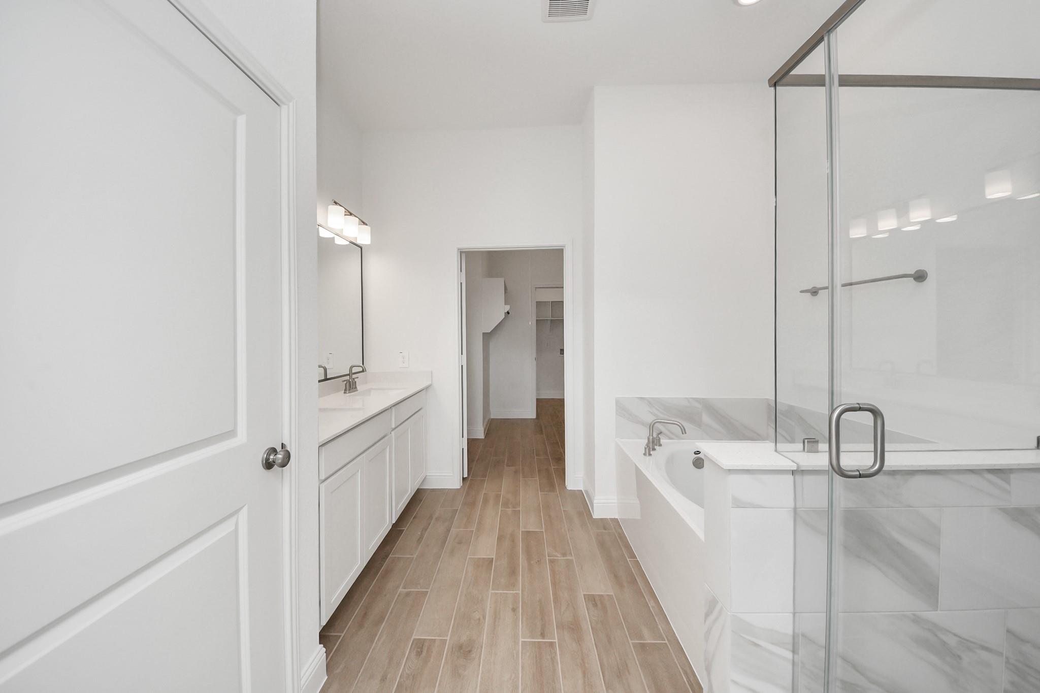 7606 Cattail Shallows Lane