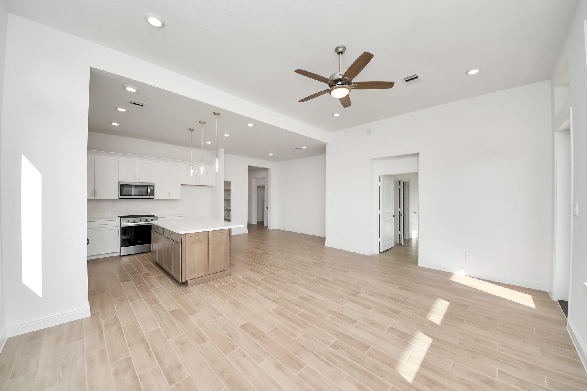 7606 Cattail Shallows Lane