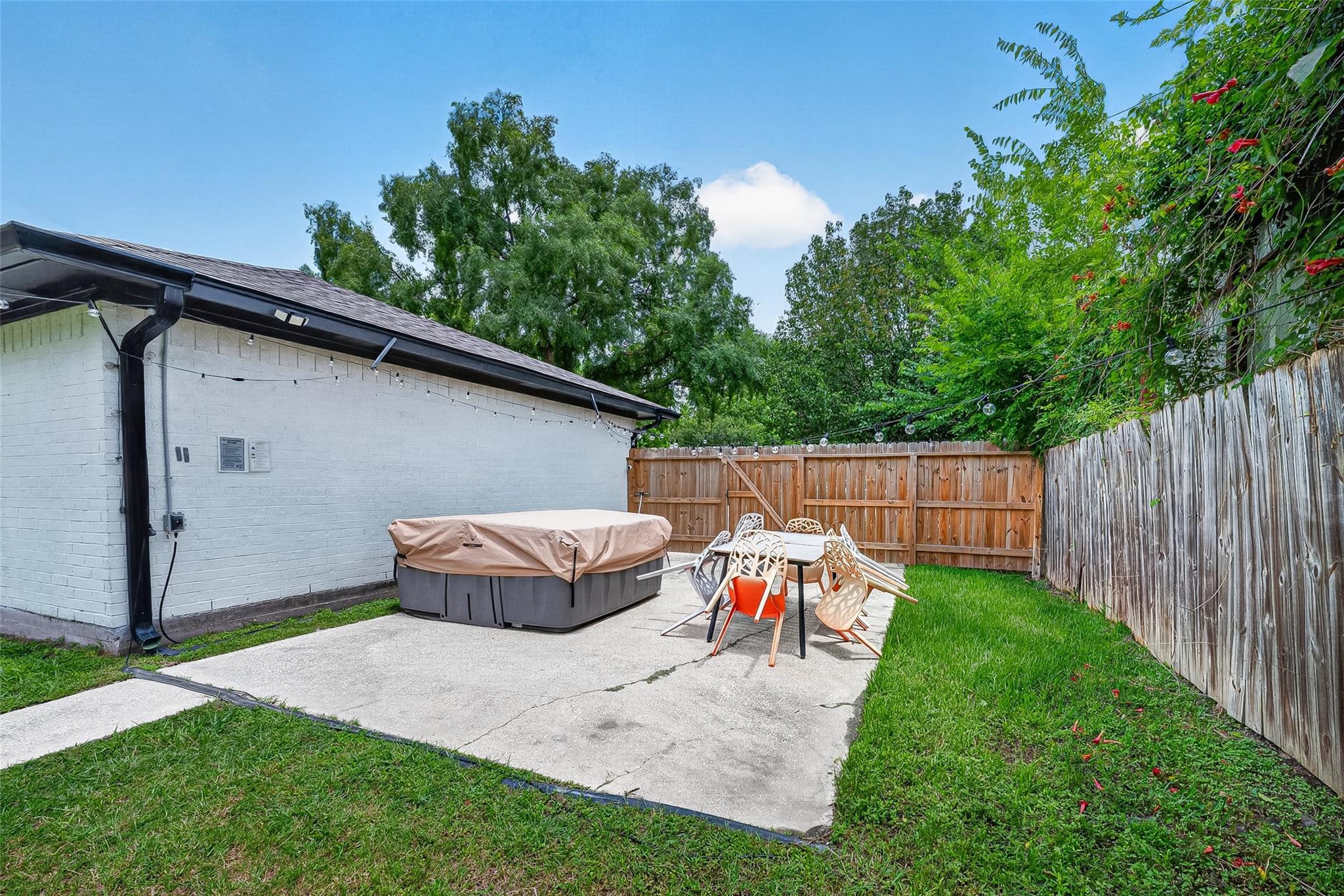 1206 Riggs Road
