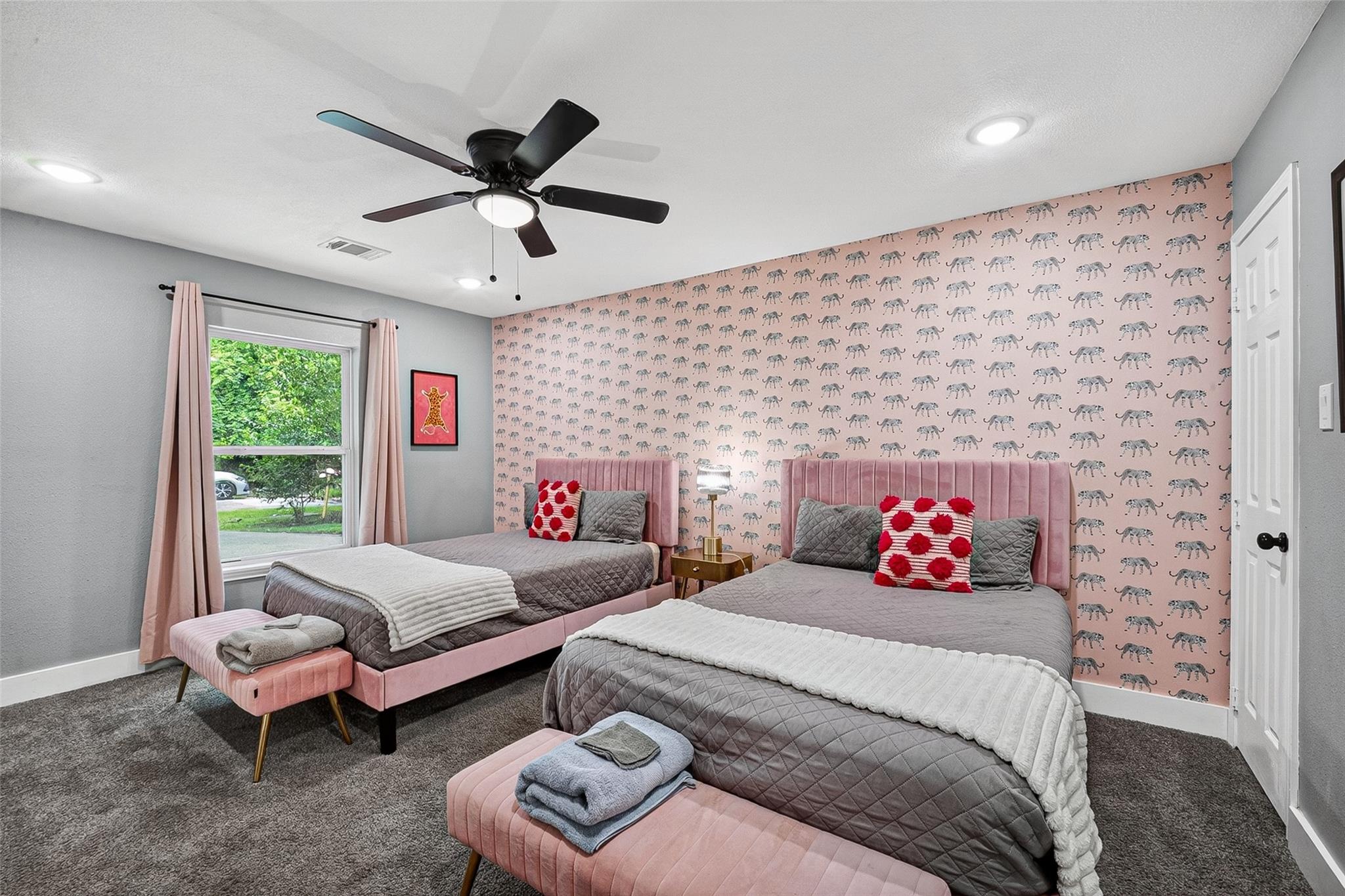 1206 Riggs Road