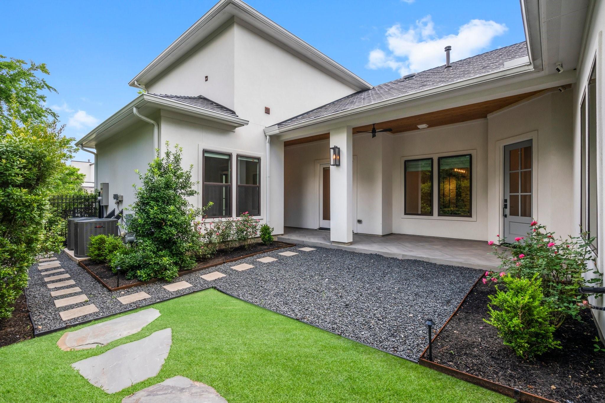 19 Pronghorn Place