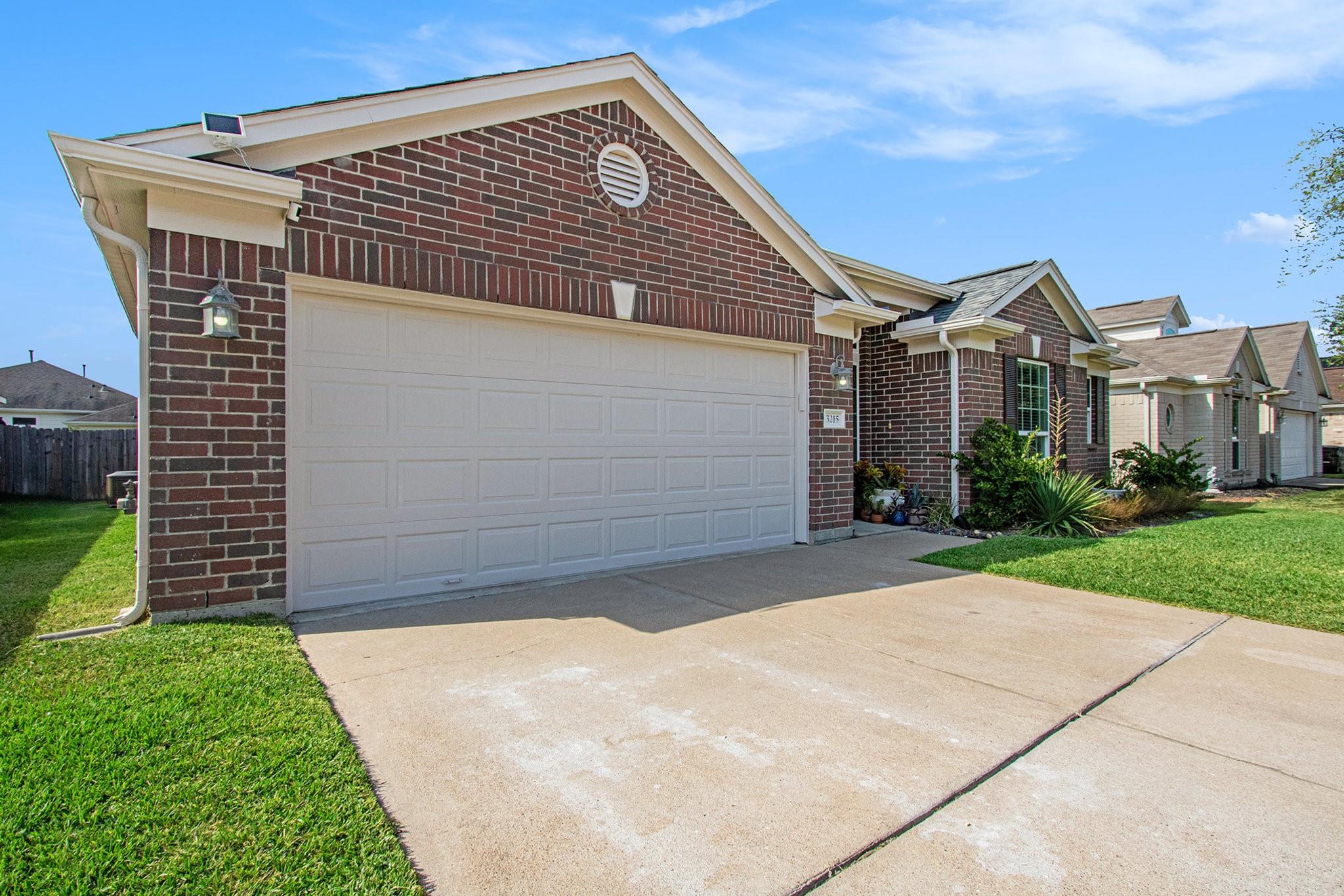 3215 Single Ridge Way