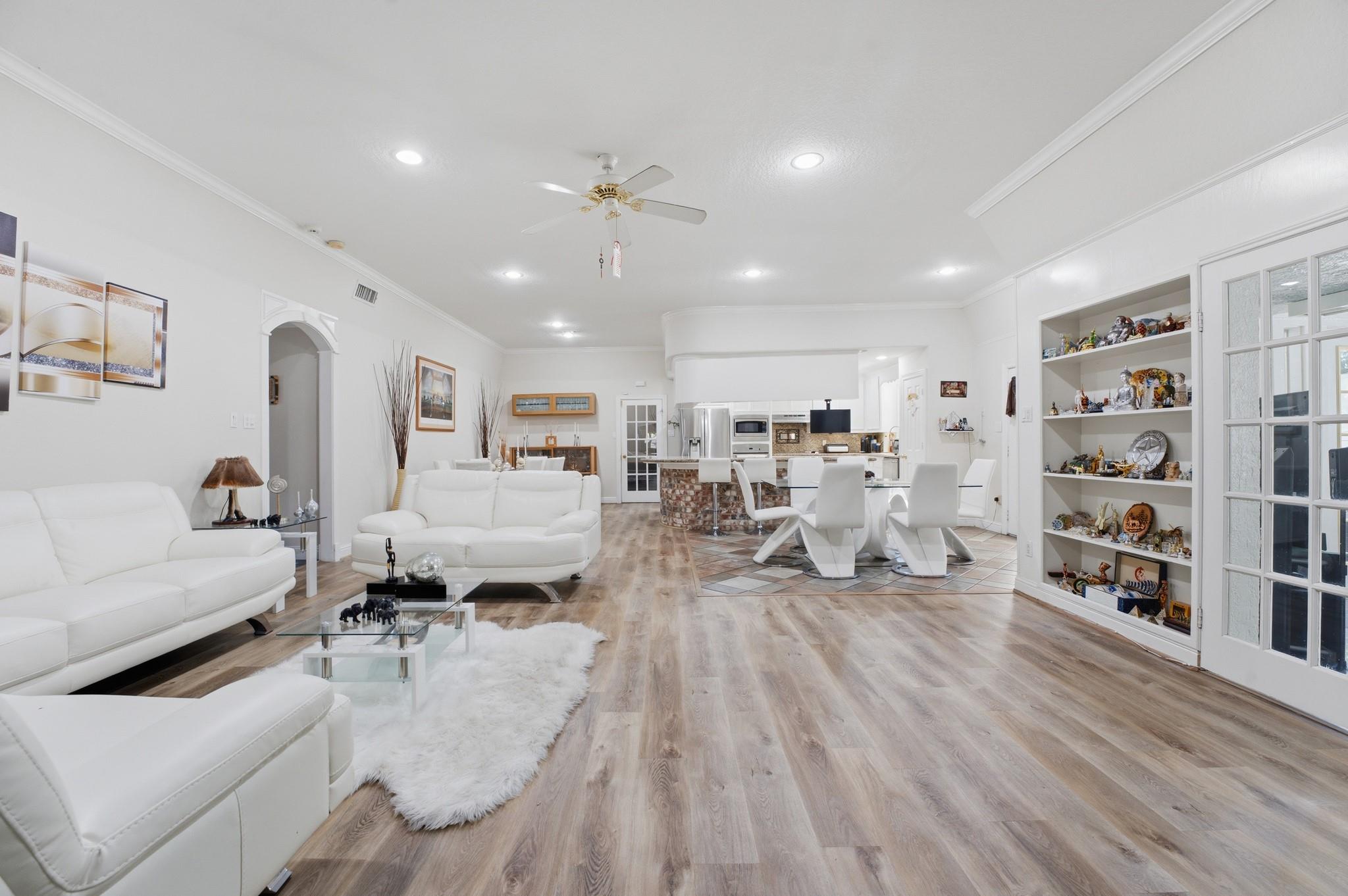 6015 Pebble Beach Drive