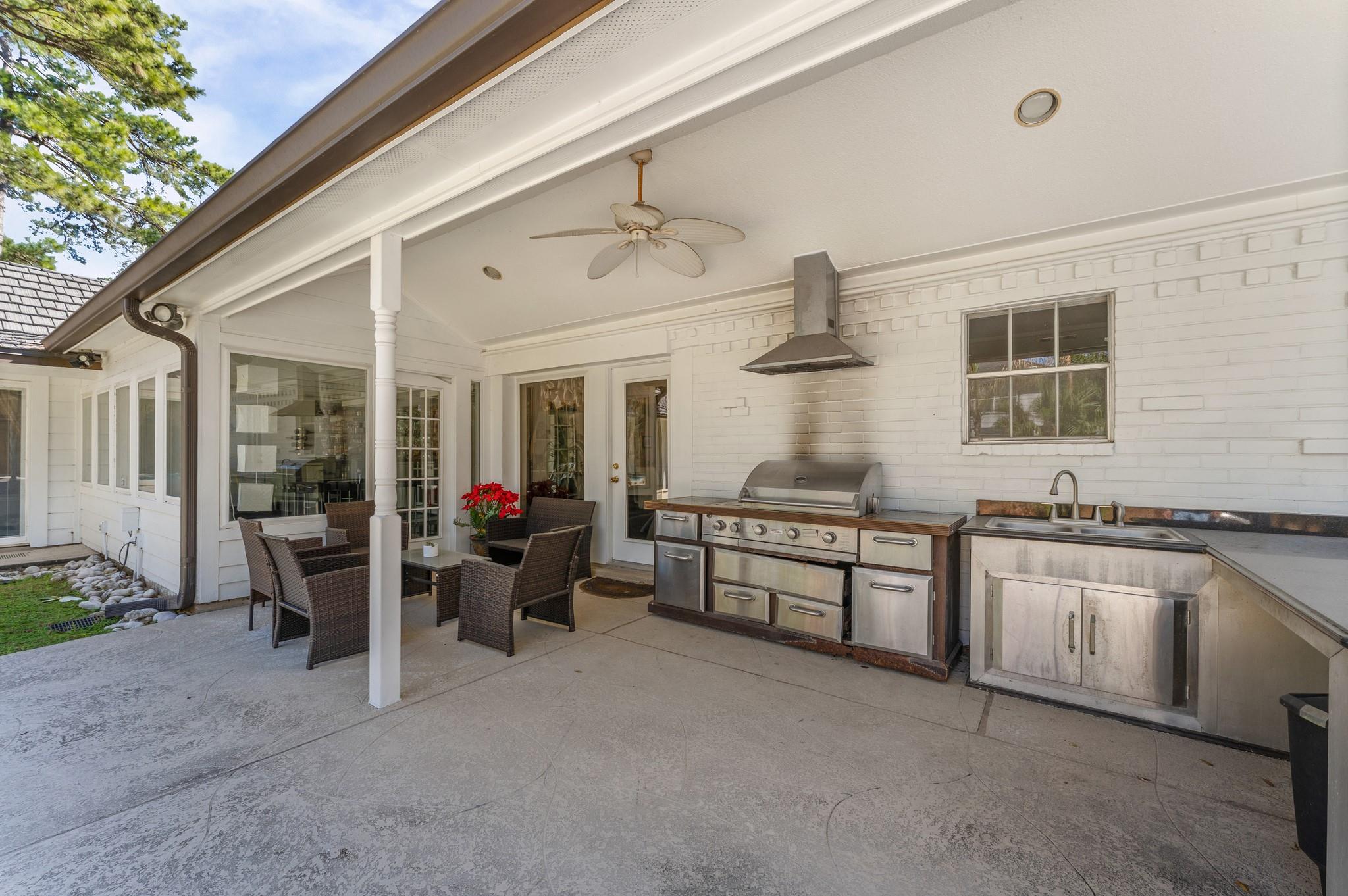 6015 Pebble Beach Drive