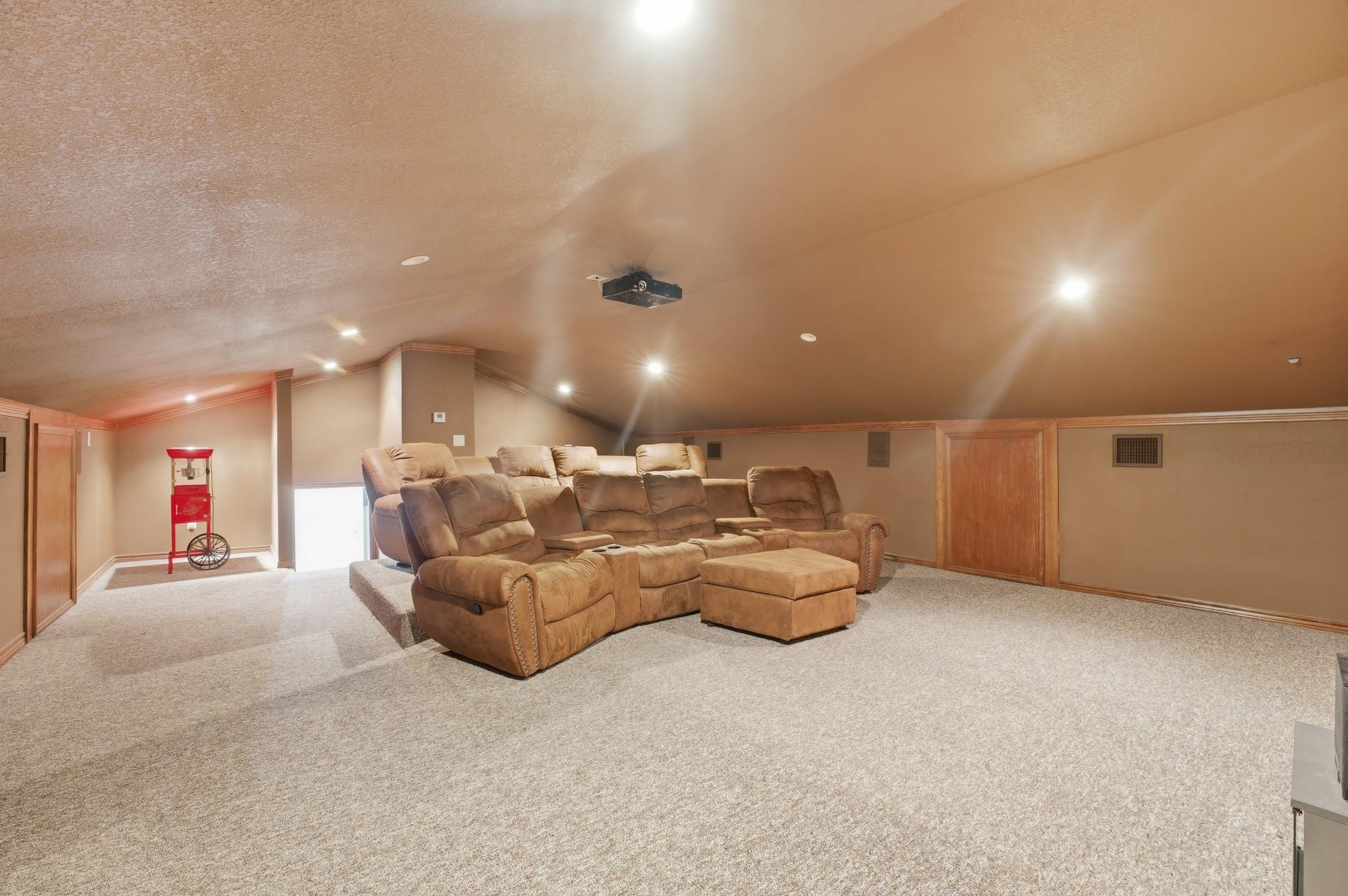 6015 Pebble Beach Drive
