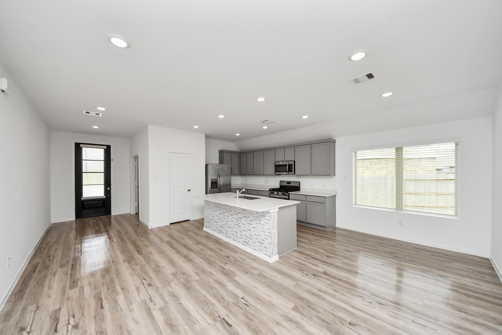 5106 Marlin Reef Drive