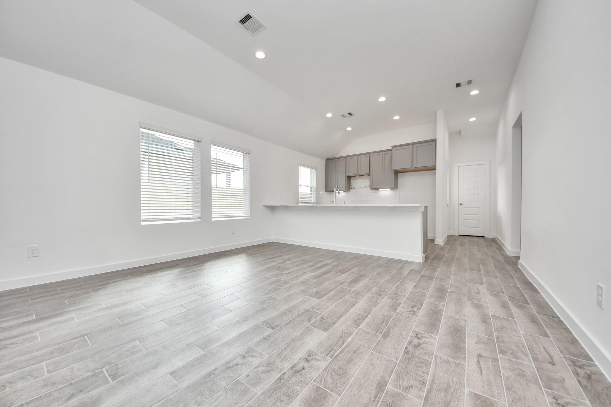 18534 Athena Flower Drive