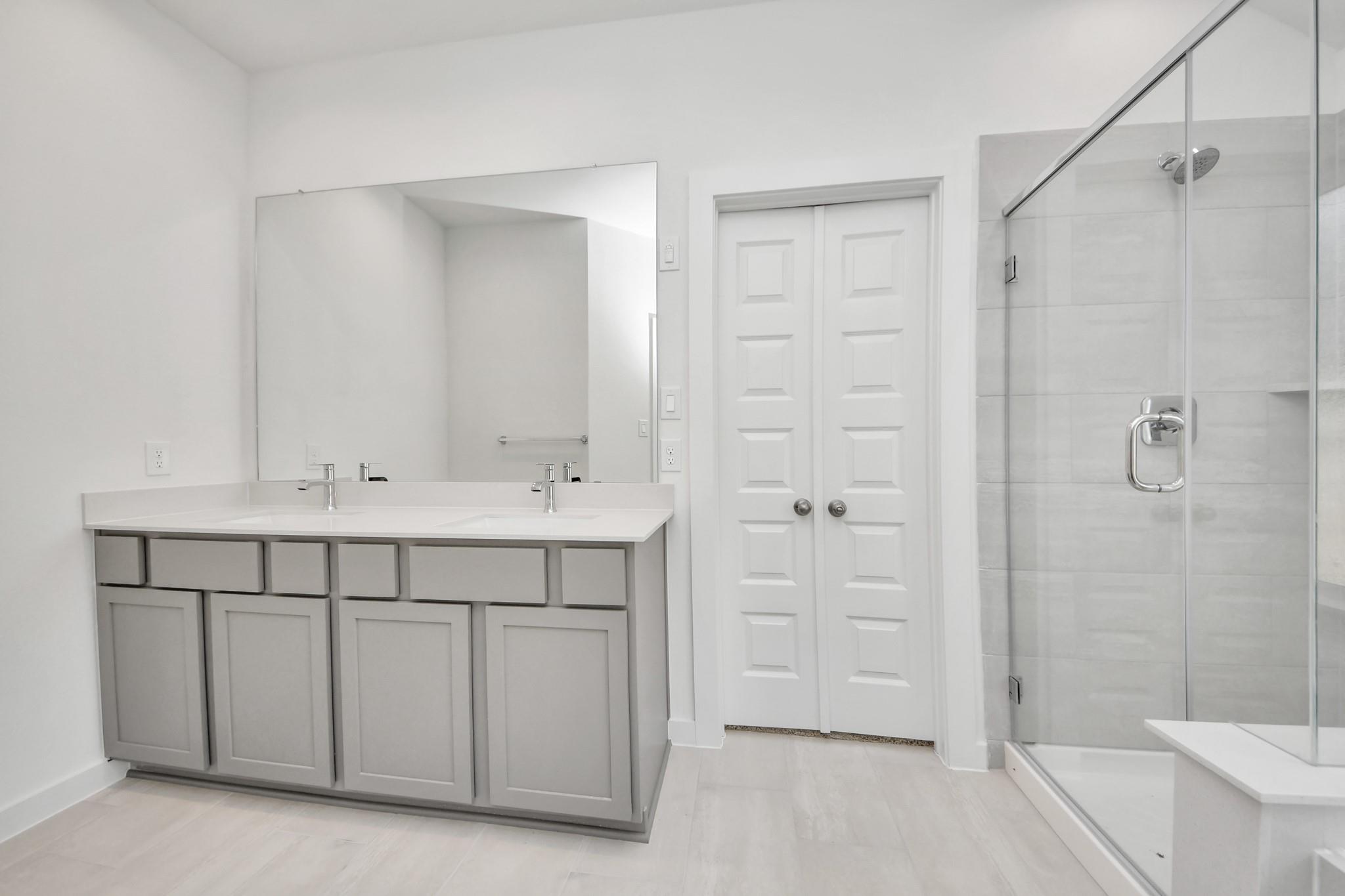 18534 Athena Flower Drive
