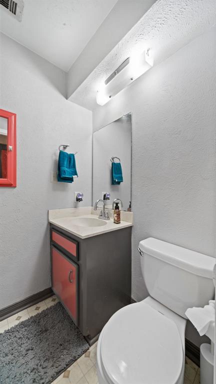 3800 Trailwood Drive