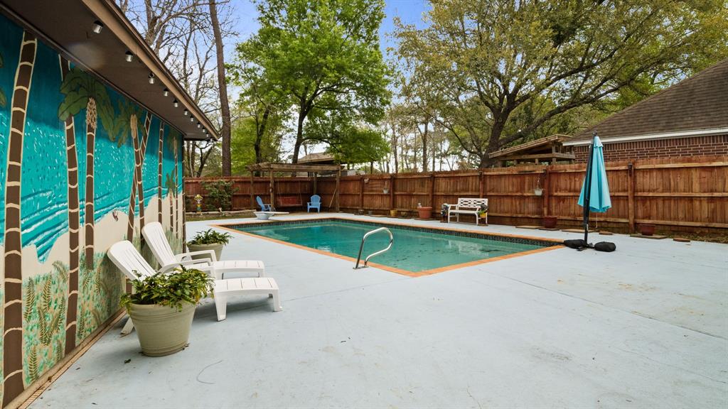 3800 Trailwood Drive