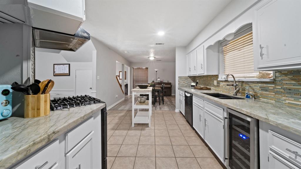 3800 Trailwood Drive