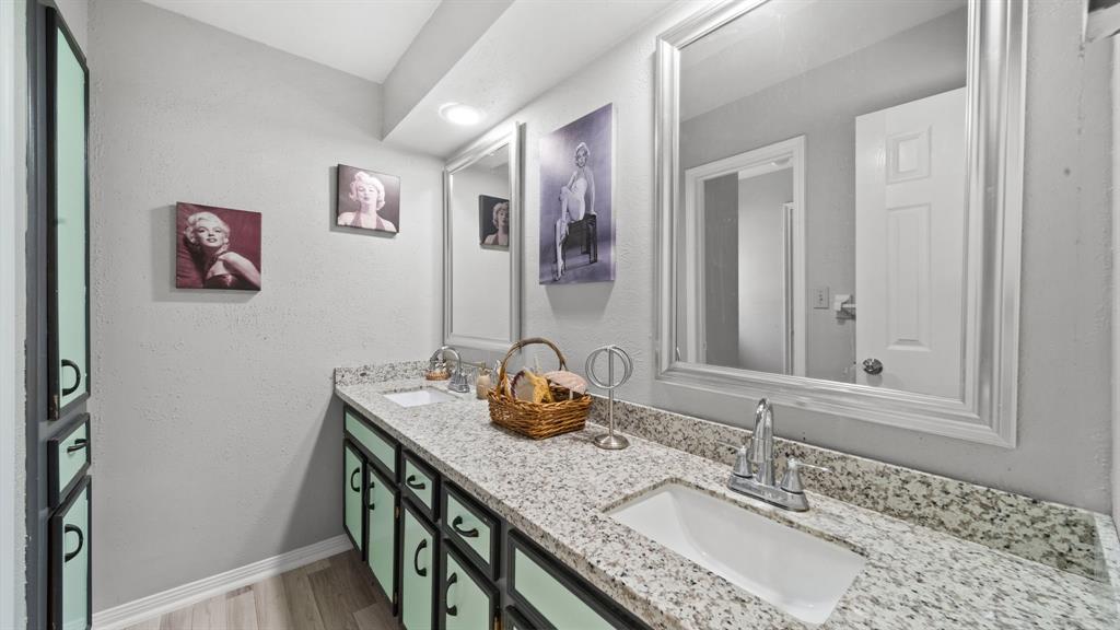 3800 Trailwood Drive