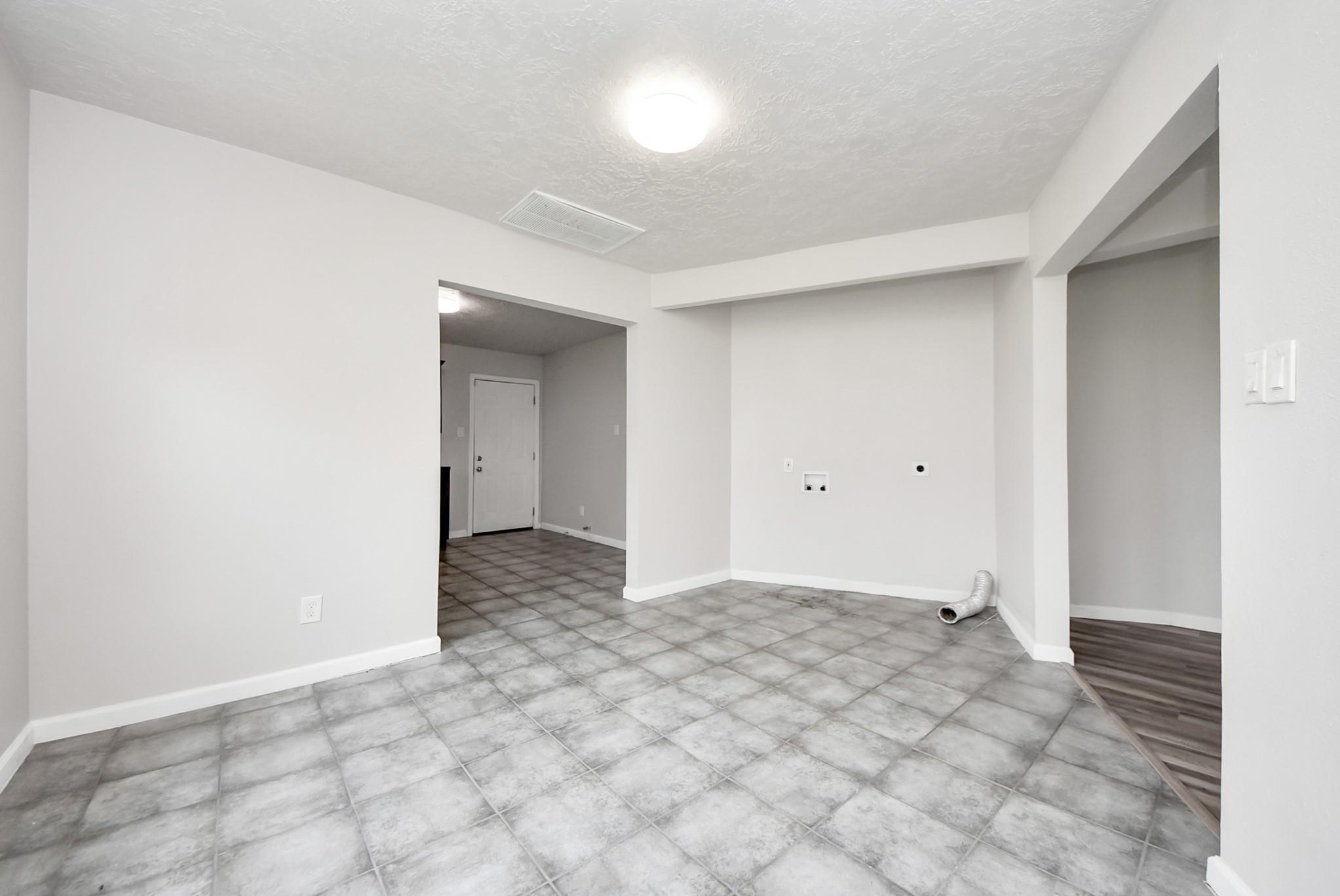 9413 Arden Court