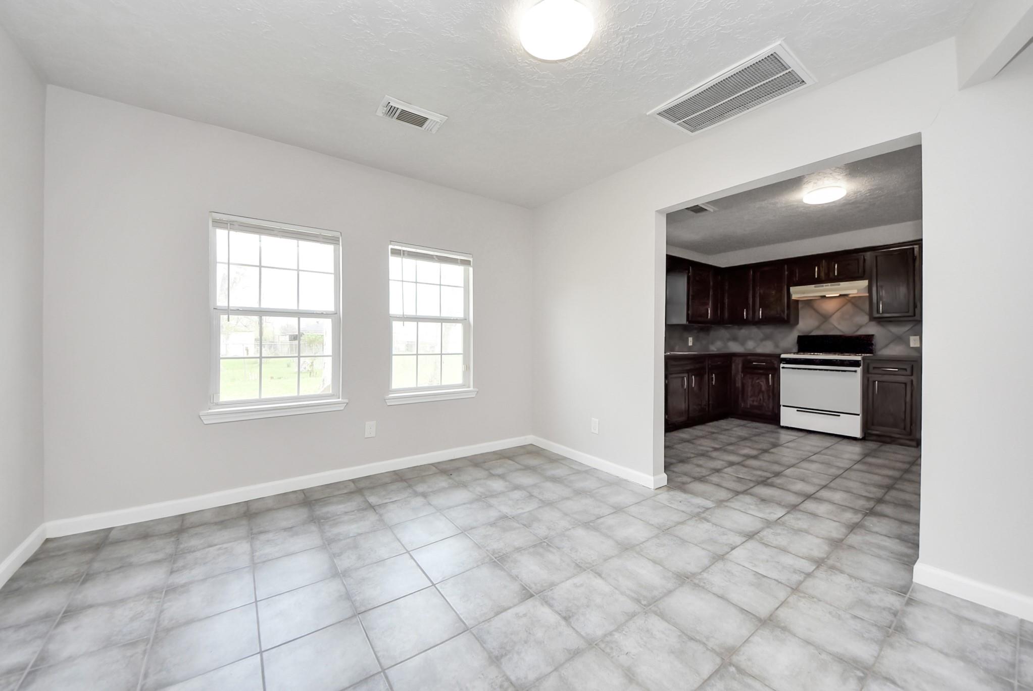 9413 Arden Court