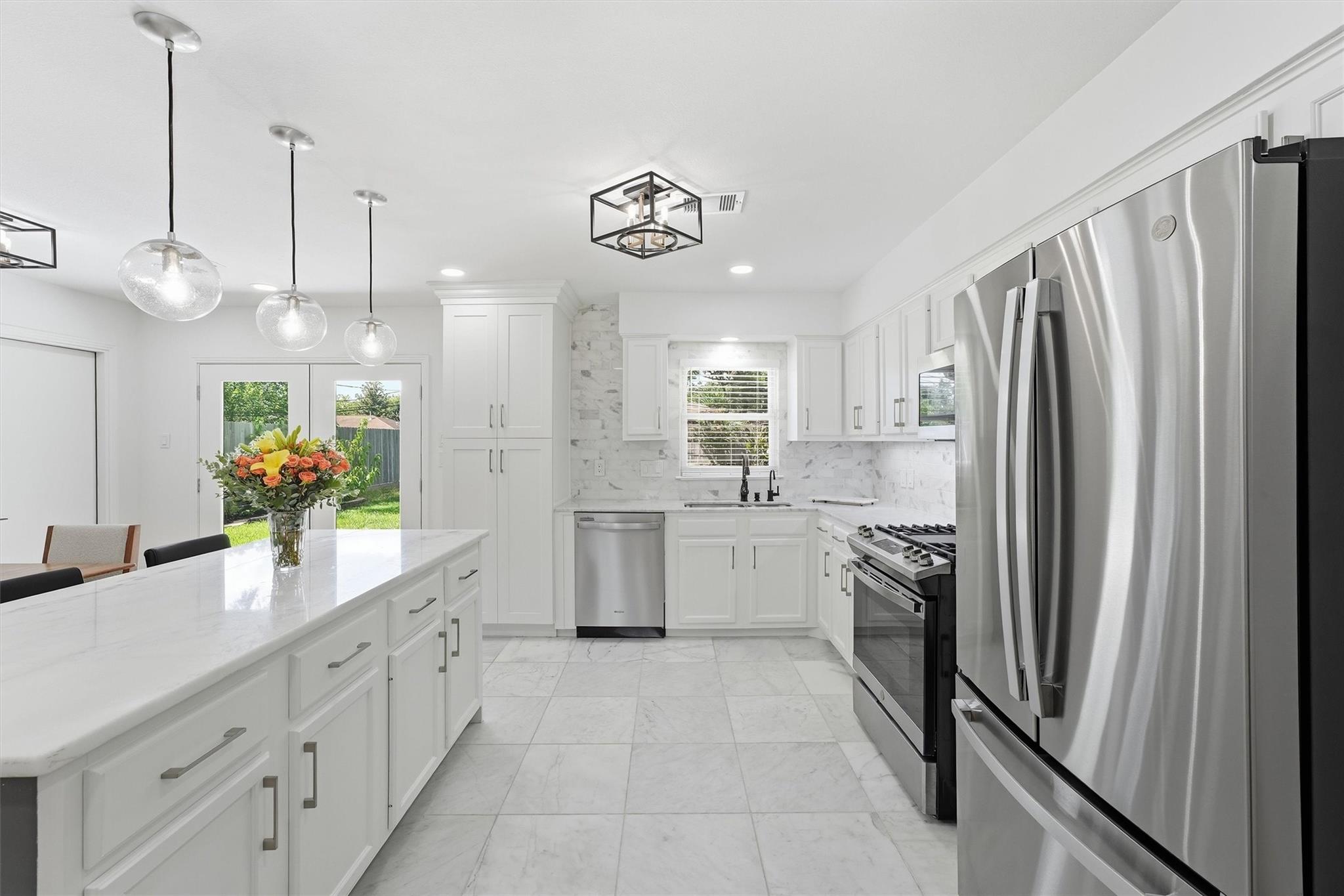 2014 Woodcrest Drive
