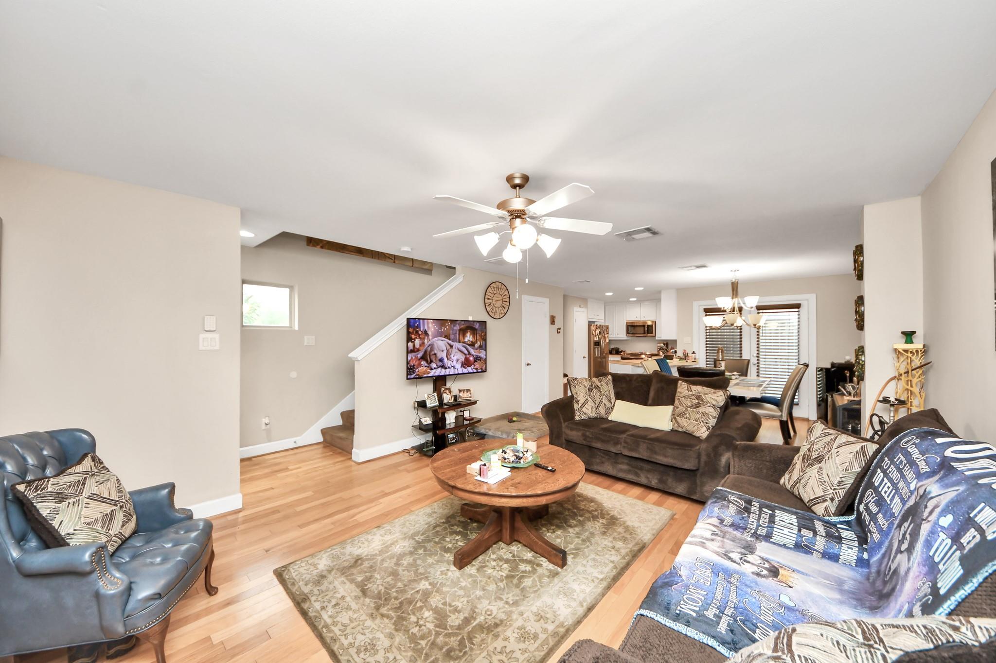 5951 South Loop E # 44