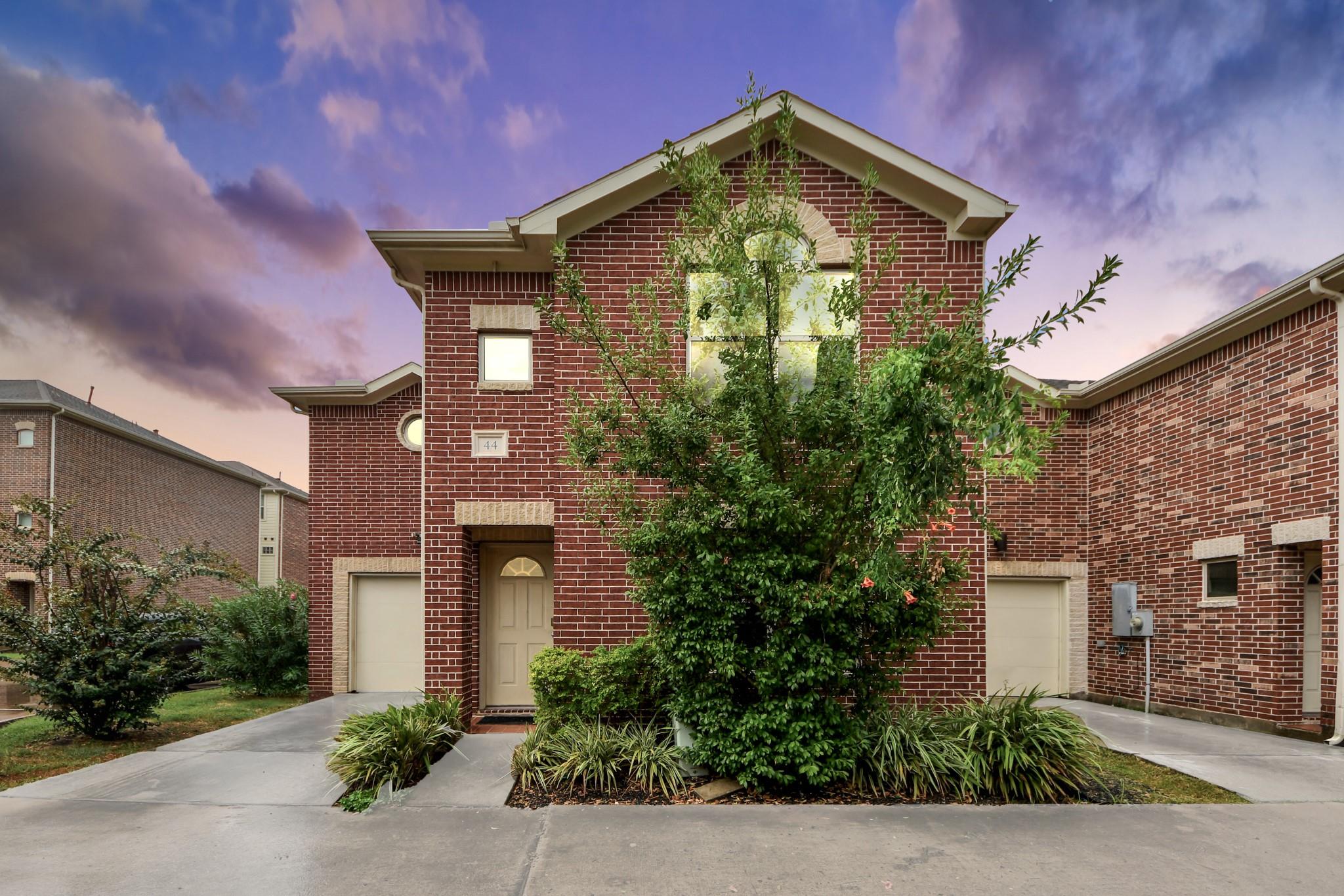 5951 South Loop E # 44