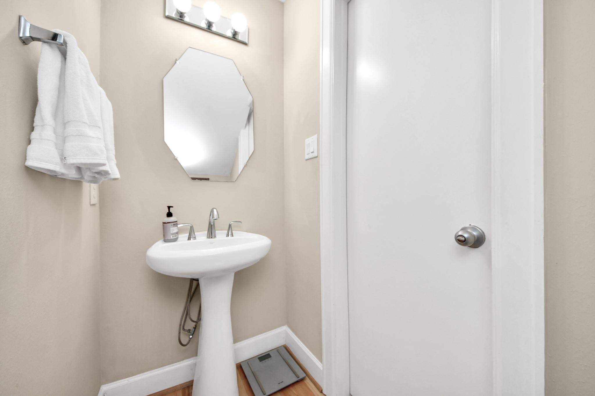 5951 South Loop E # 44