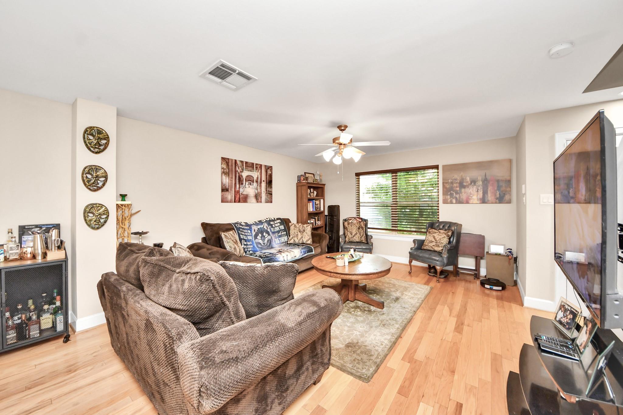 5951 South Loop E # 44