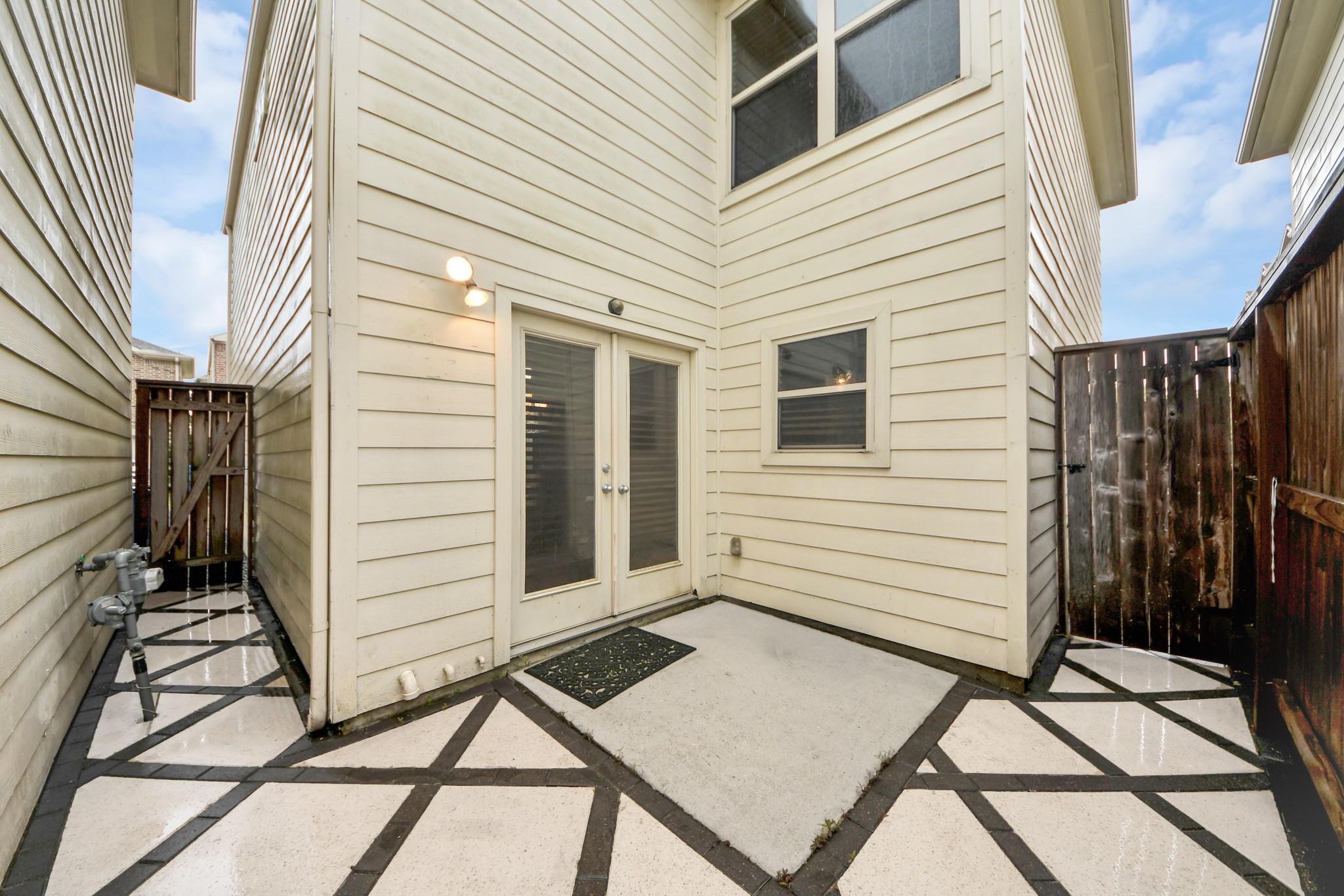 5951 South Loop E # 44