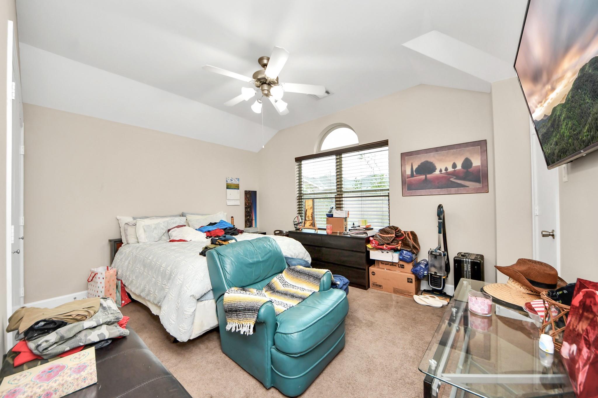 5951 South Loop E # 44