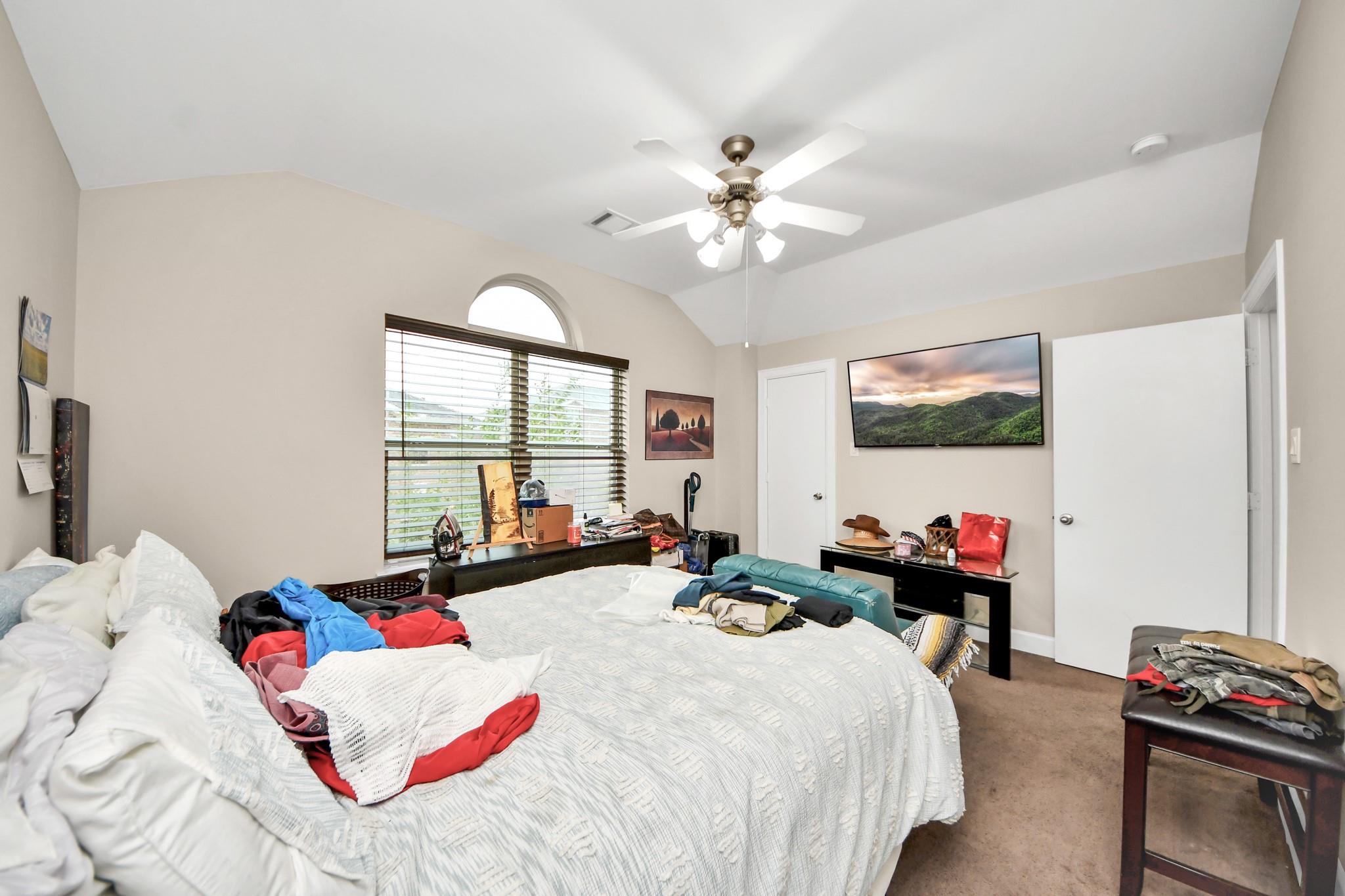 5951 South Loop E # 44