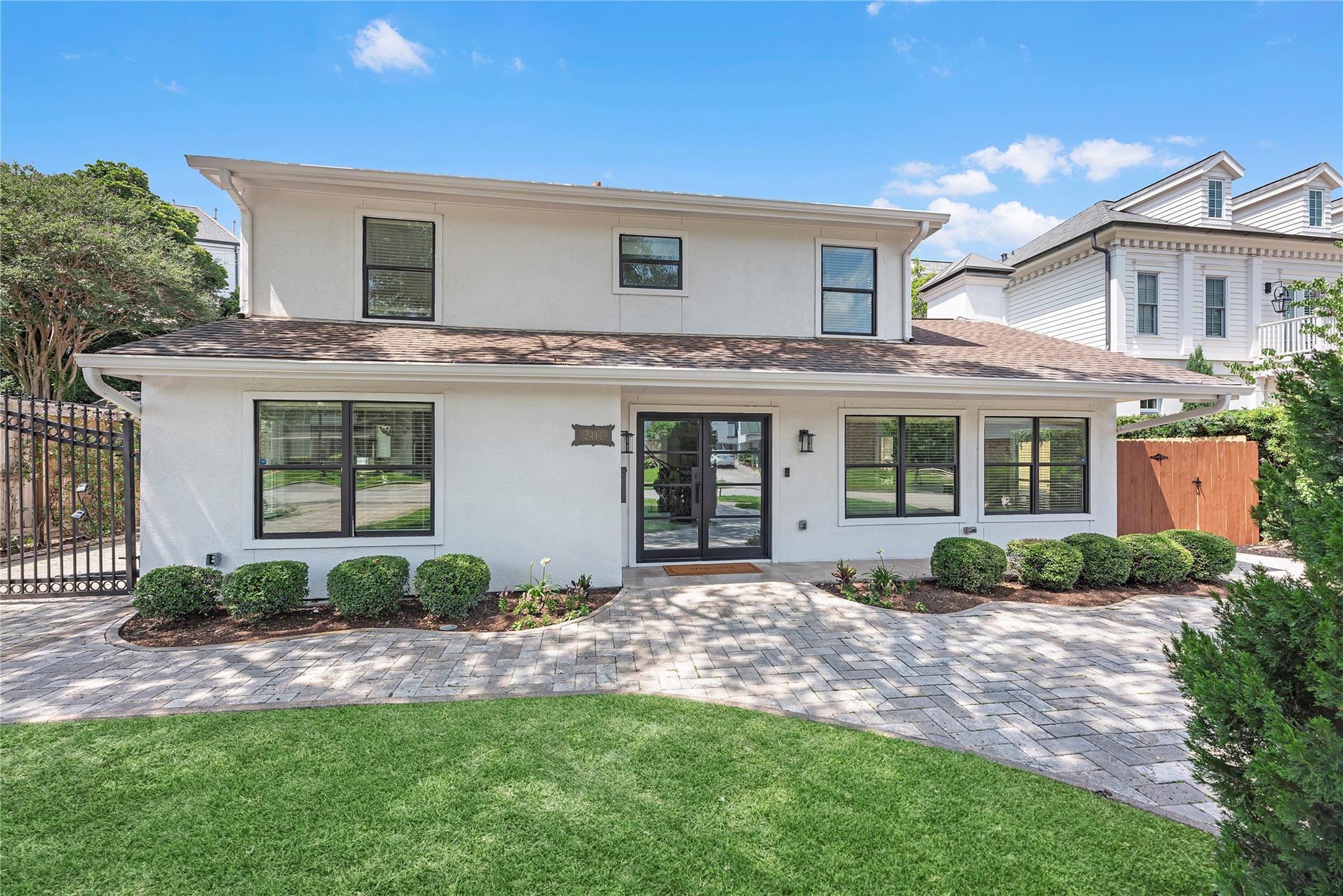 2414 Avalon Place