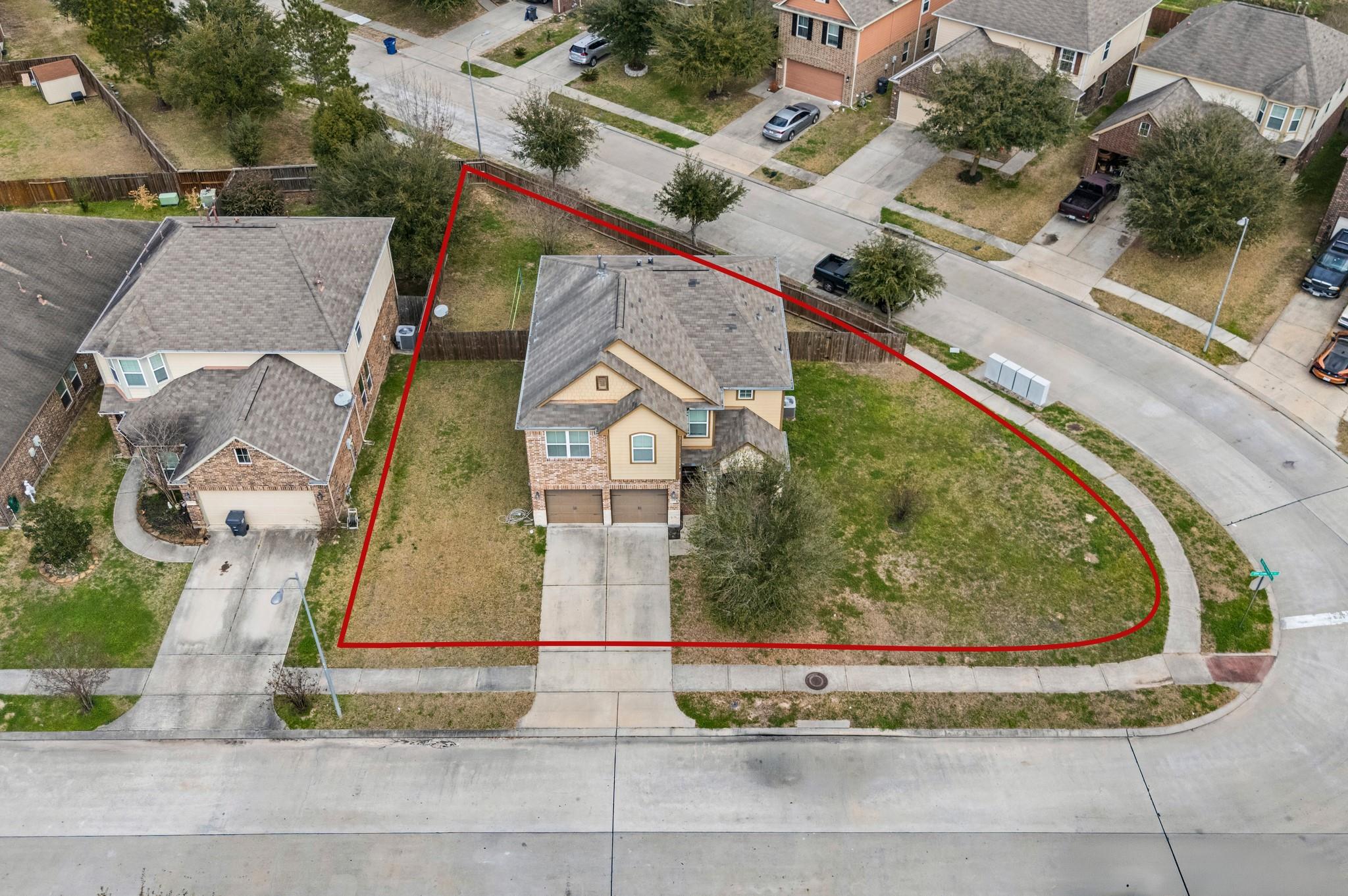 2703 Elm Crossing Trail