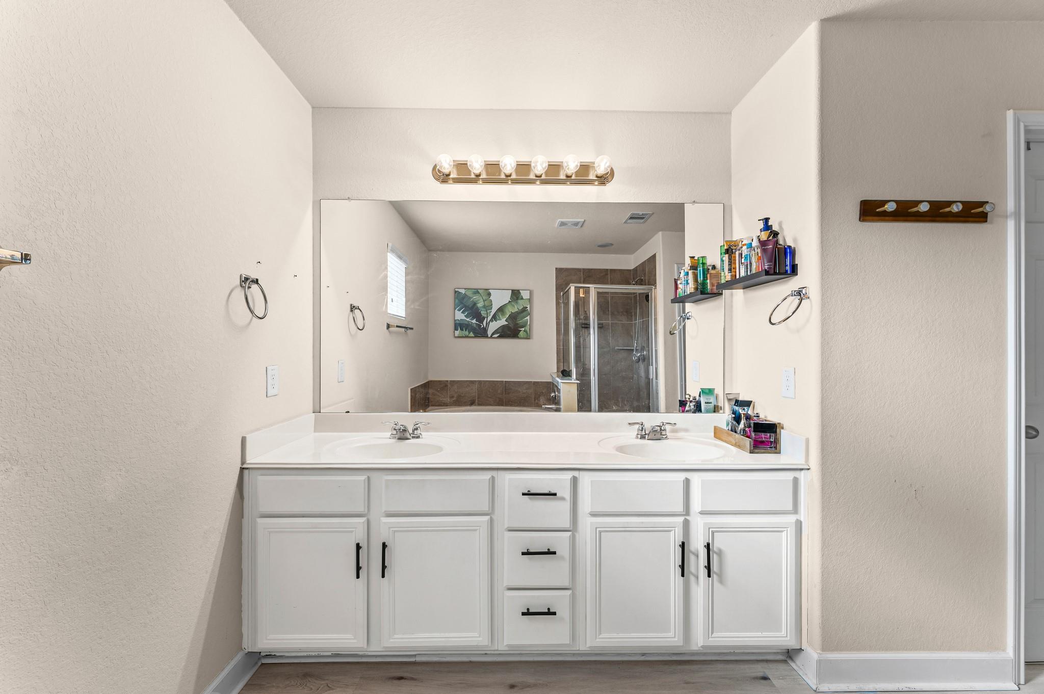 2703 Elm Crossing Trail