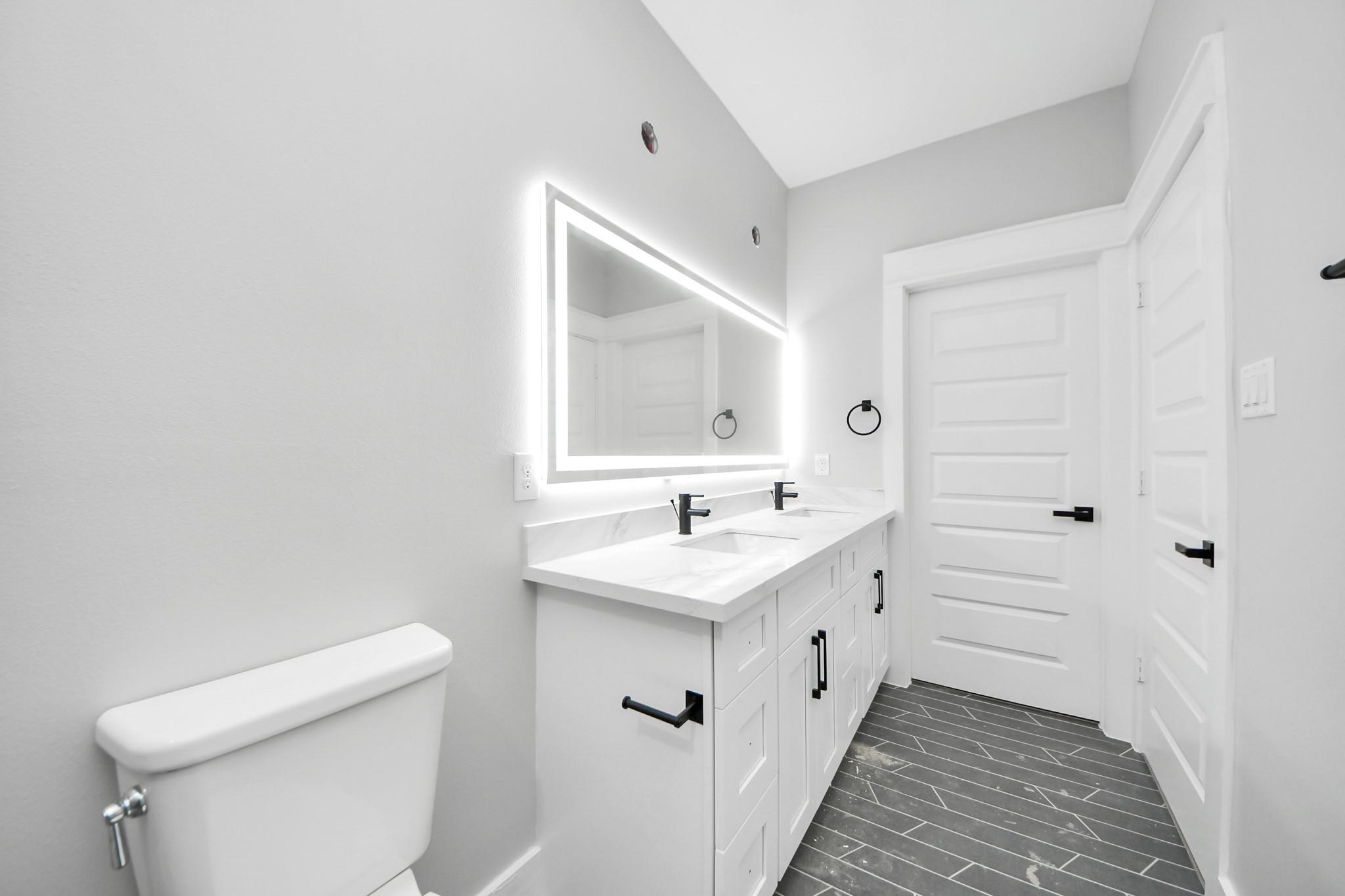 216 San Jacinto Street