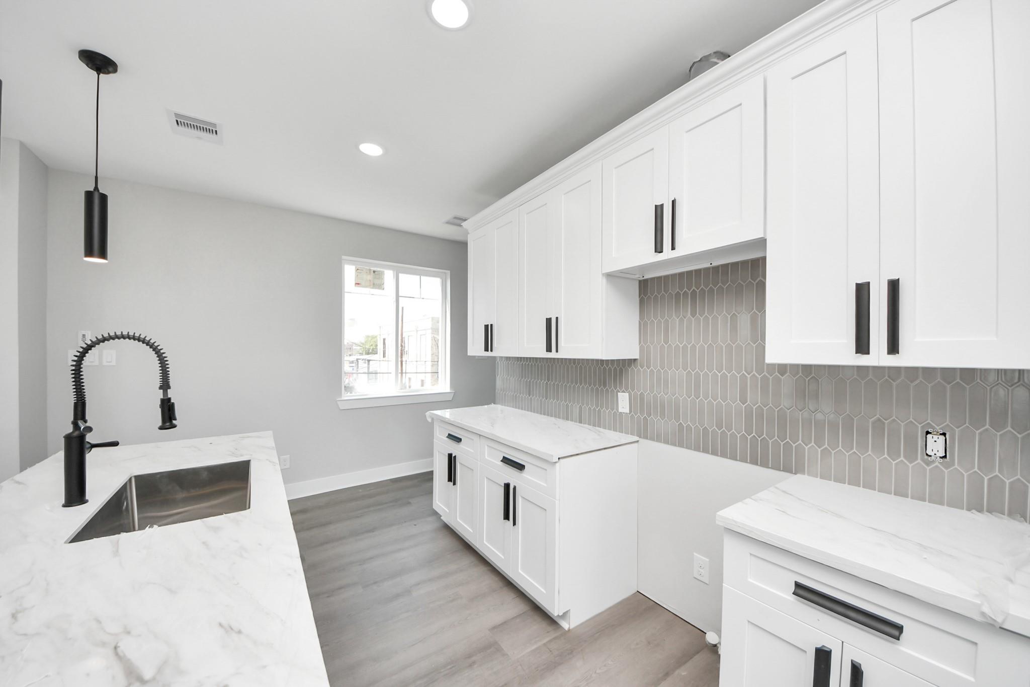 216 San Jacinto Street