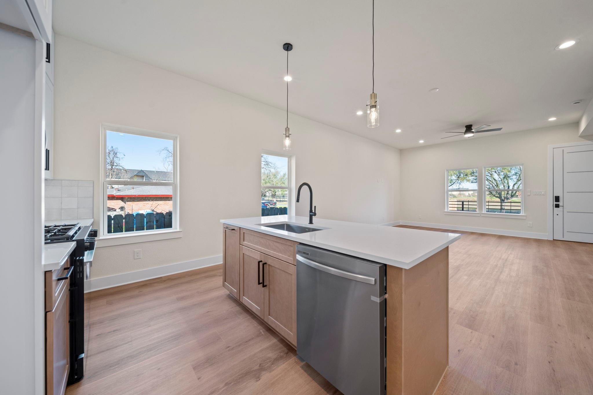 234 E 39th Street # A