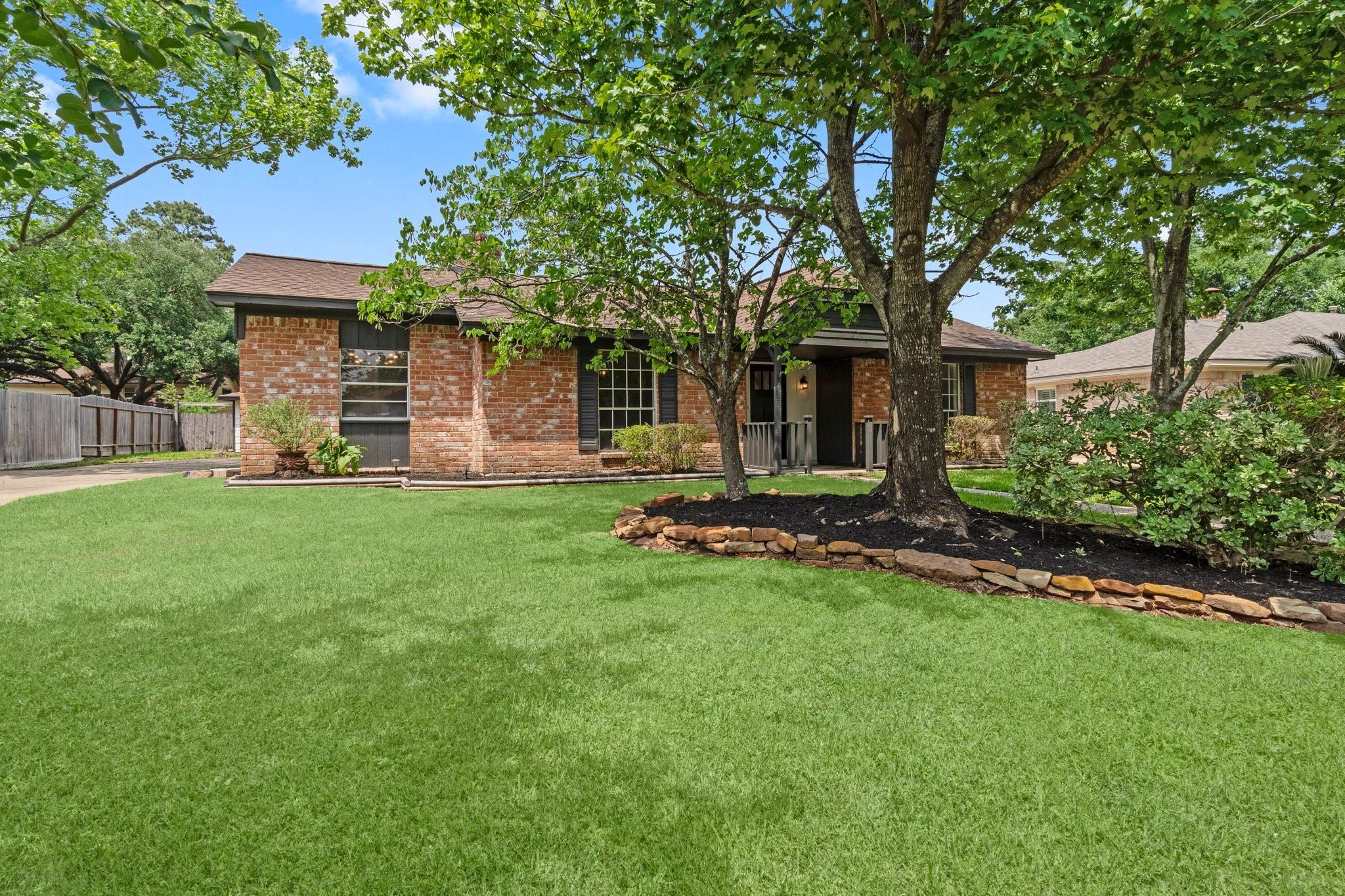 8122 Wimbledon Lane