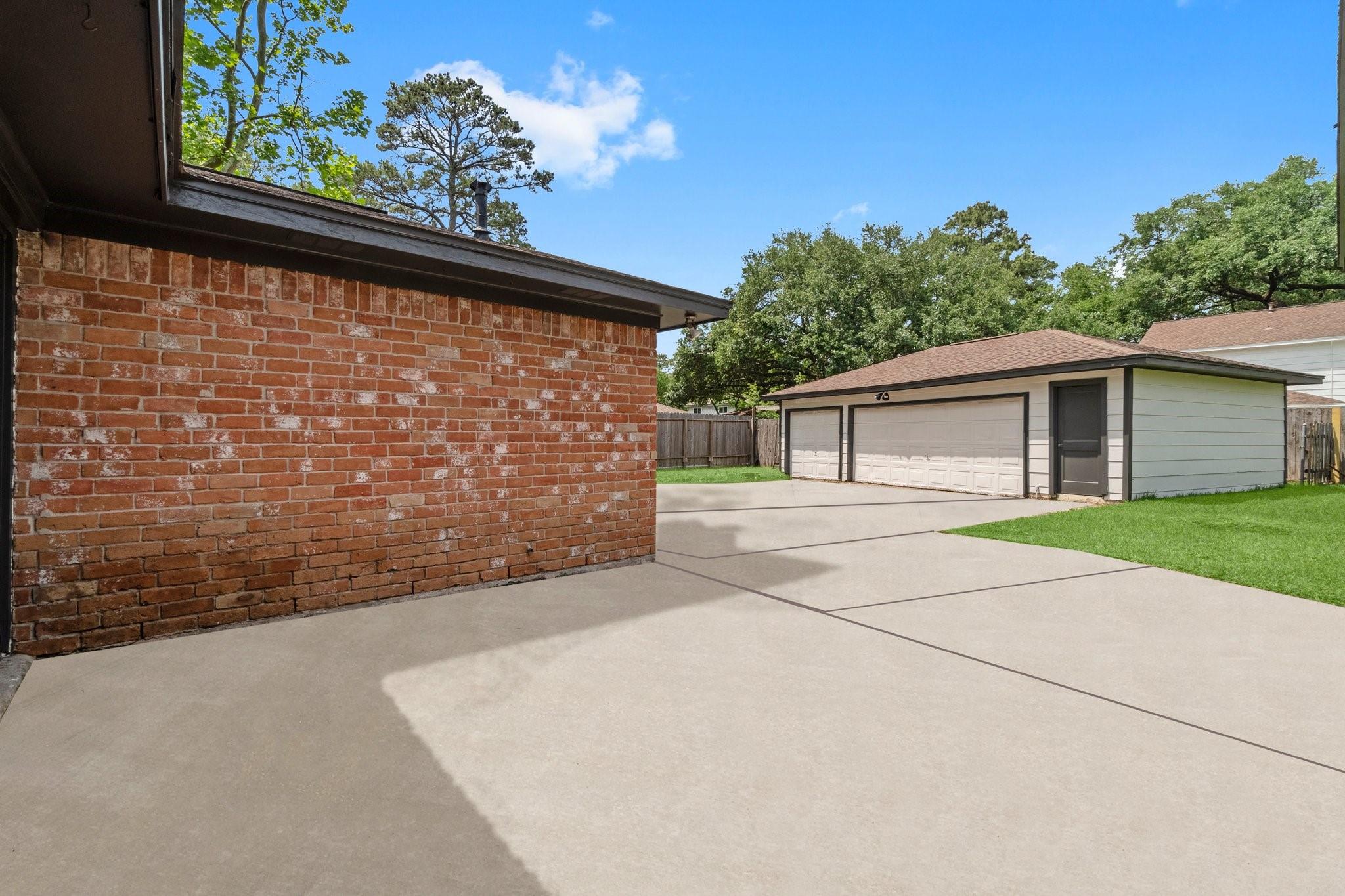 8122 Wimbledon Lane