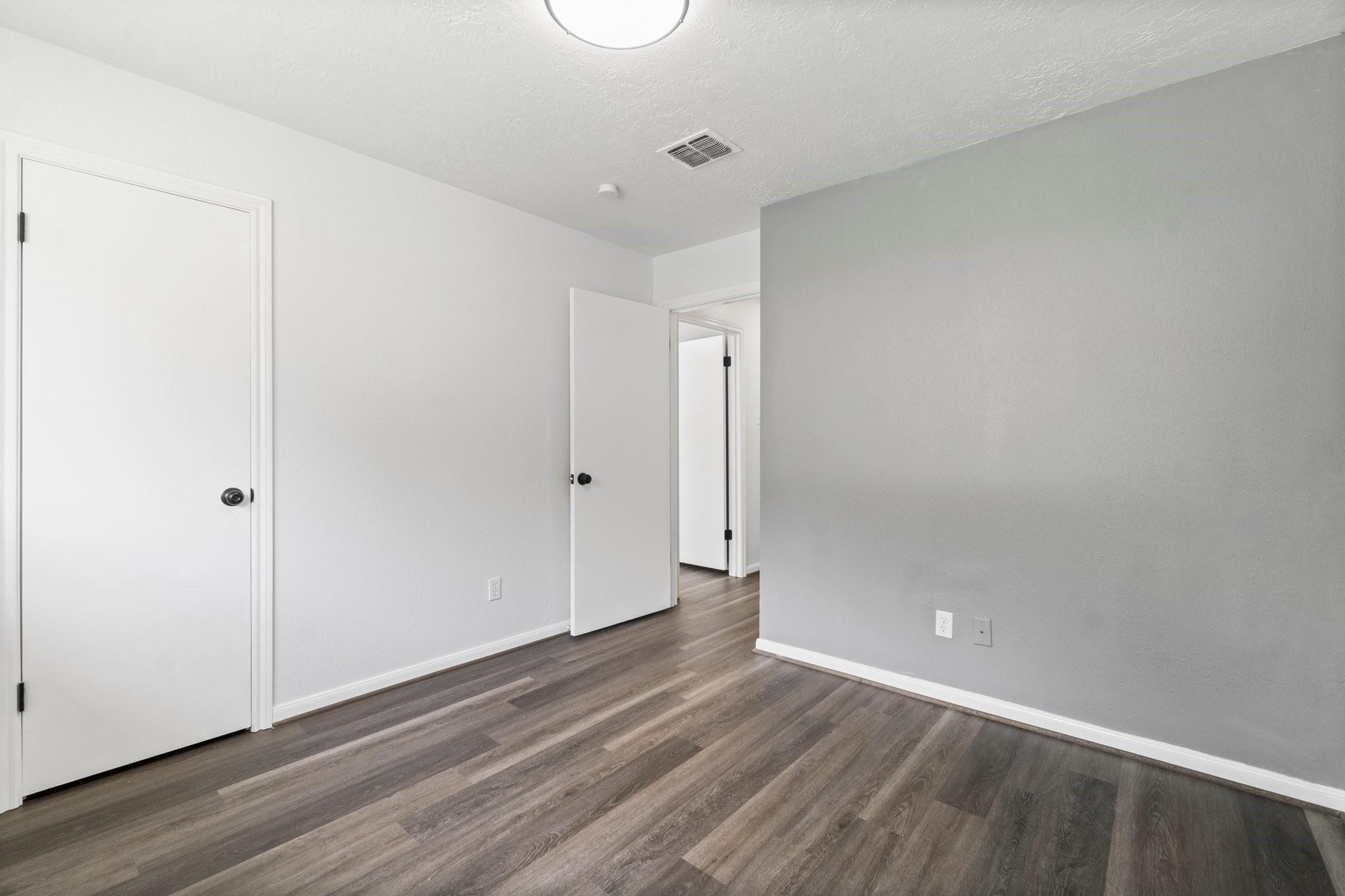 8122 Wimbledon Lane