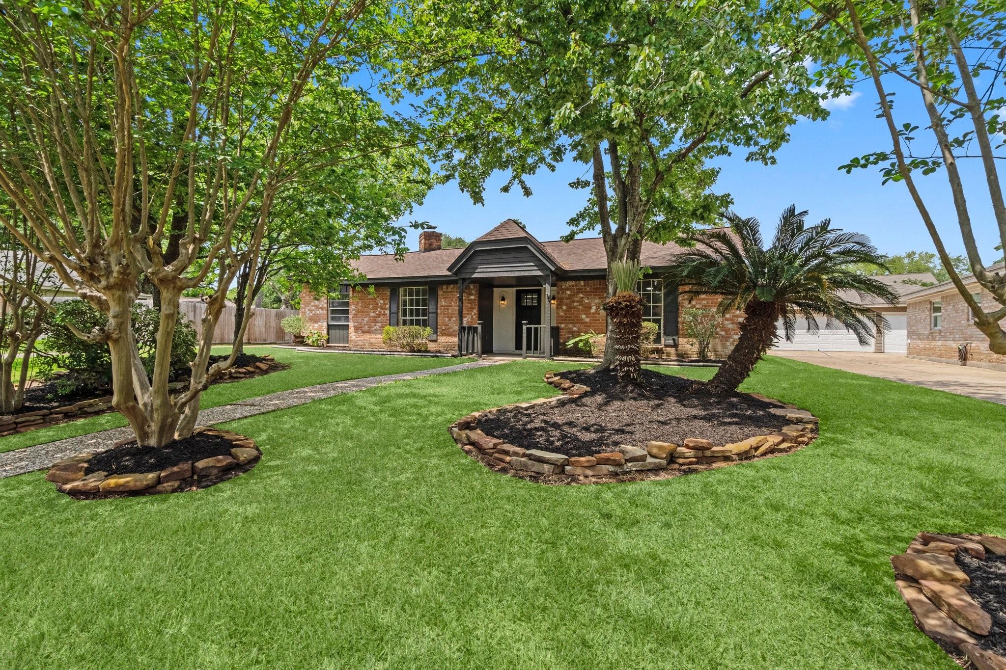 8122 Wimbledon Lane