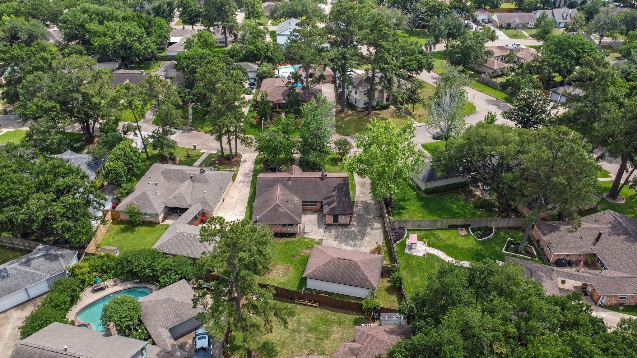 8122 Wimbledon Lane