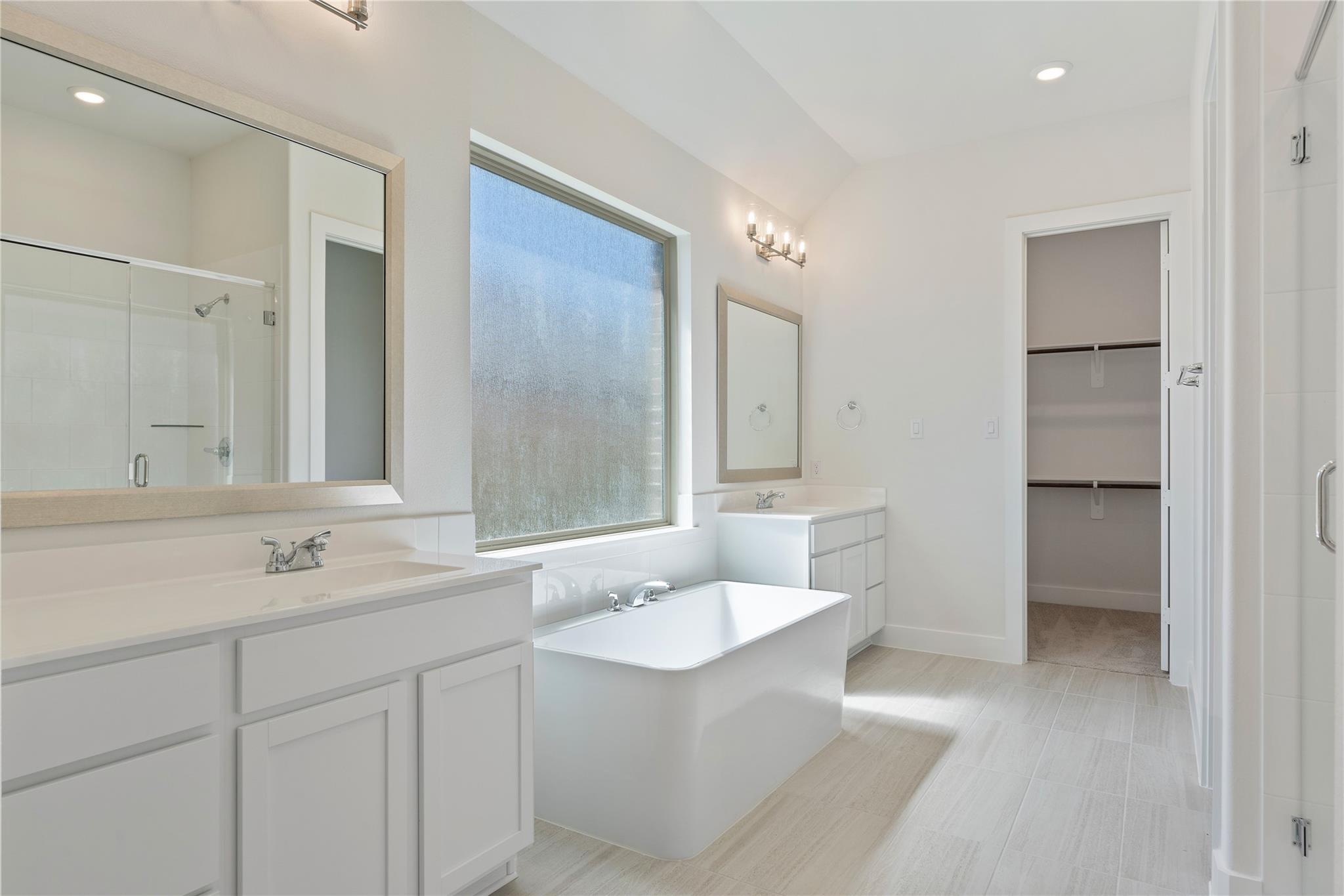 1537 Apache Heights Drive