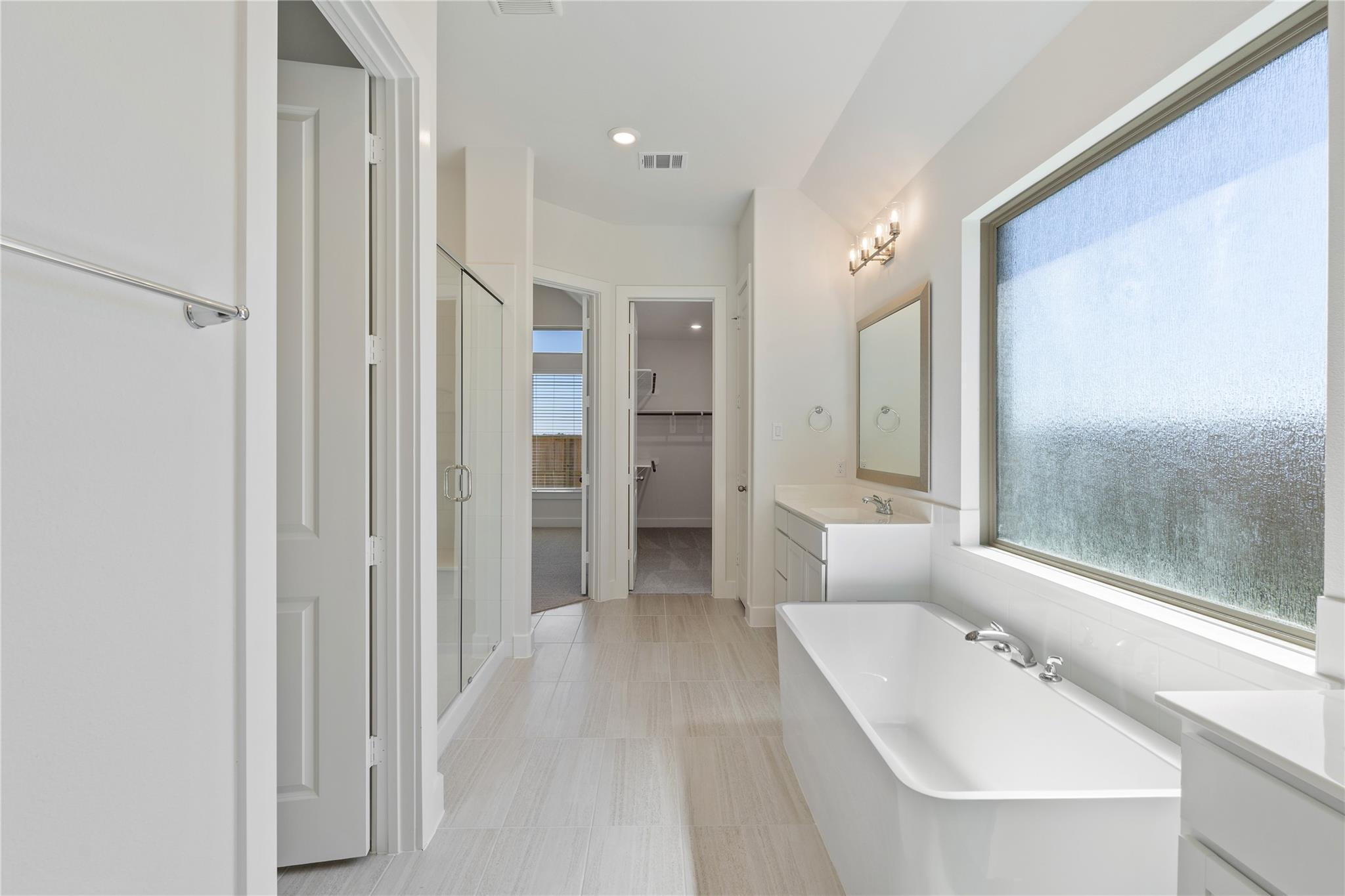 1537 Apache Heights Drive