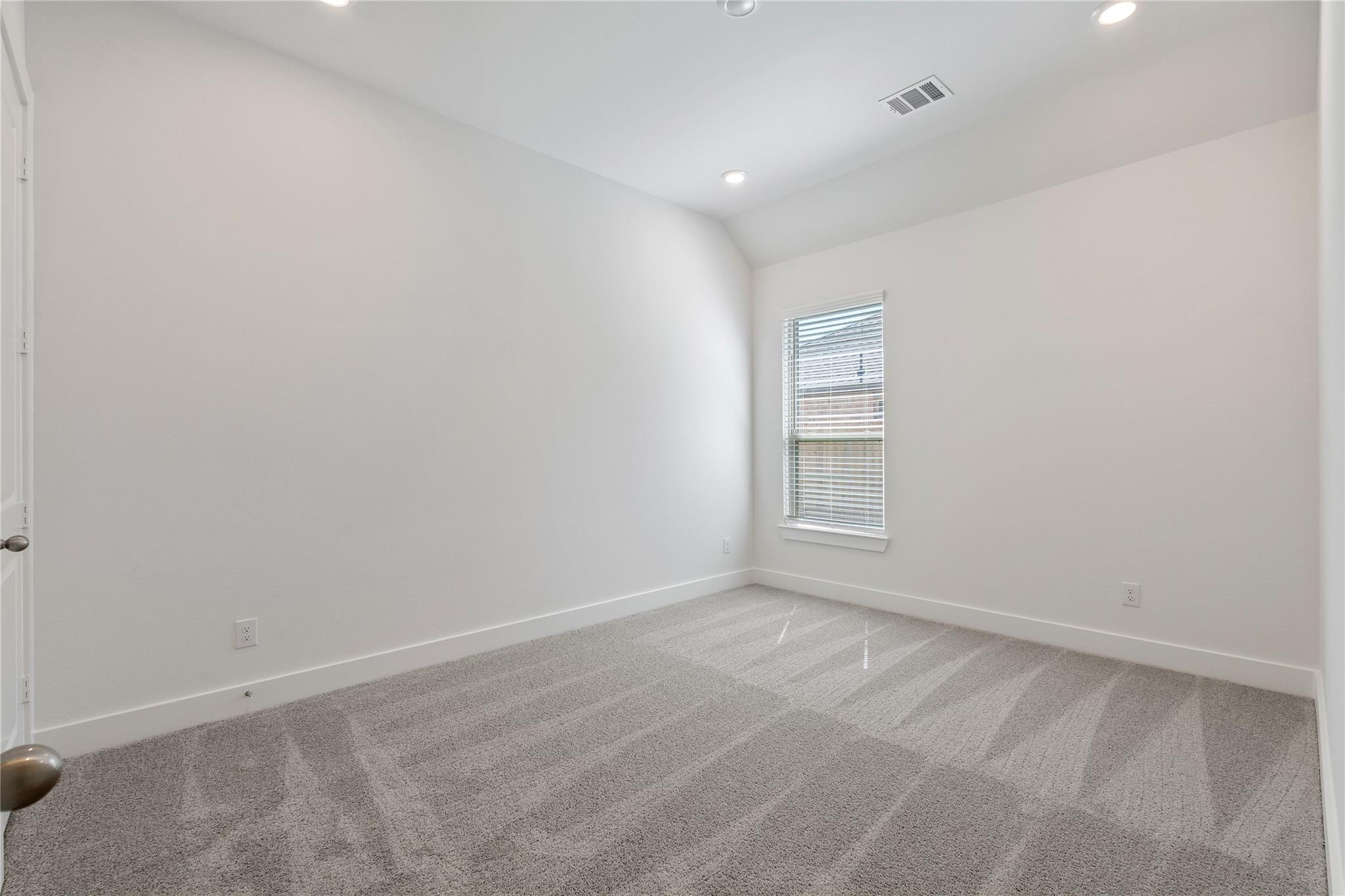 1537 Apache Heights Drive