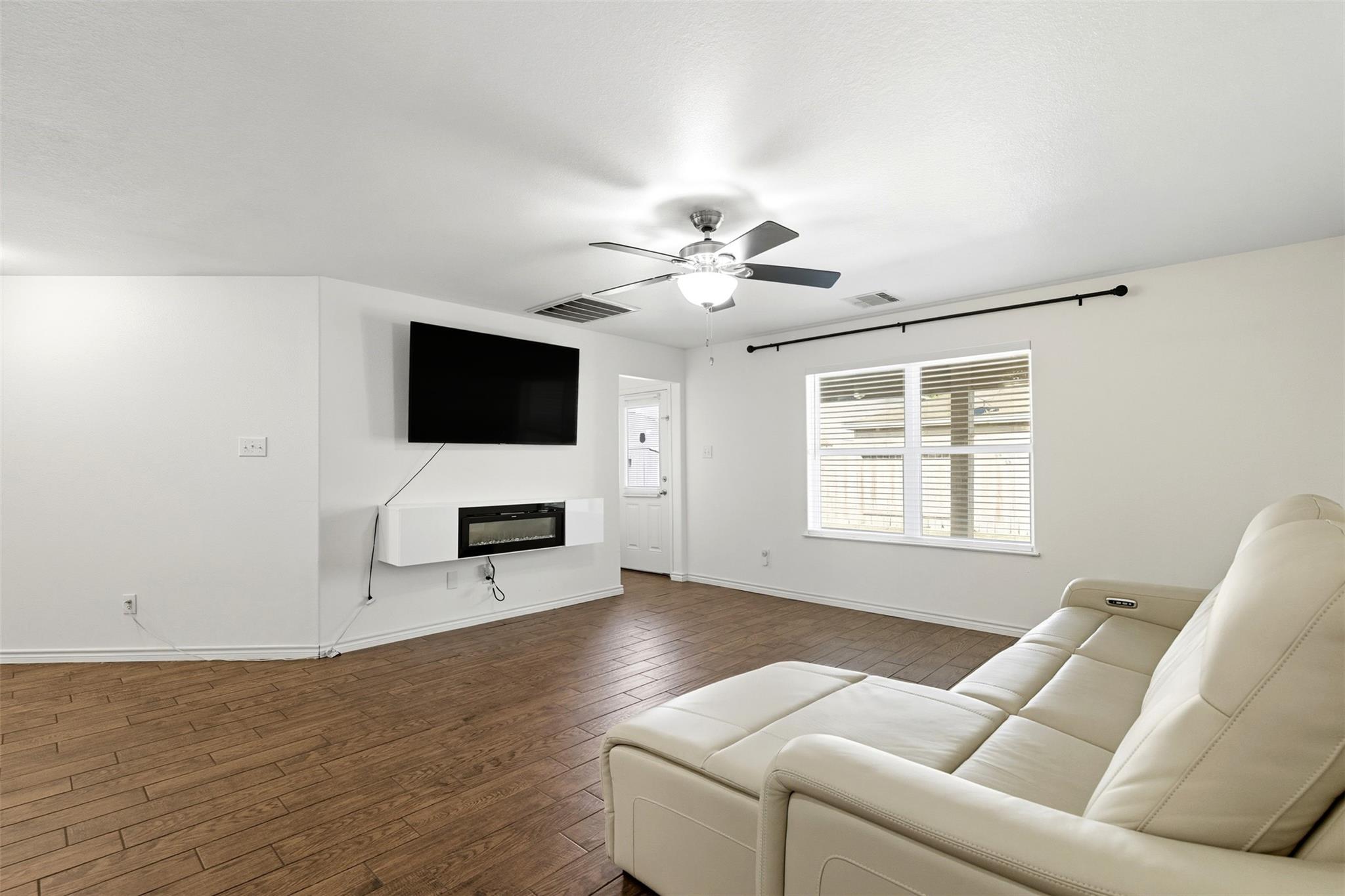 11215 Hall Terrace Court