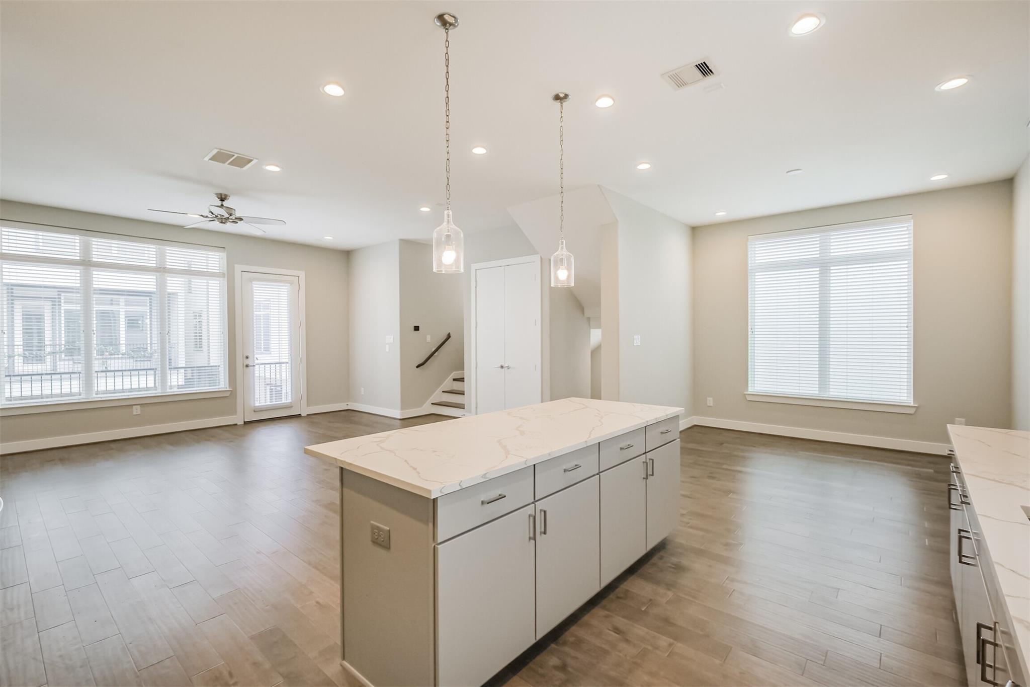 1305 Mayfair Clarkson Lane