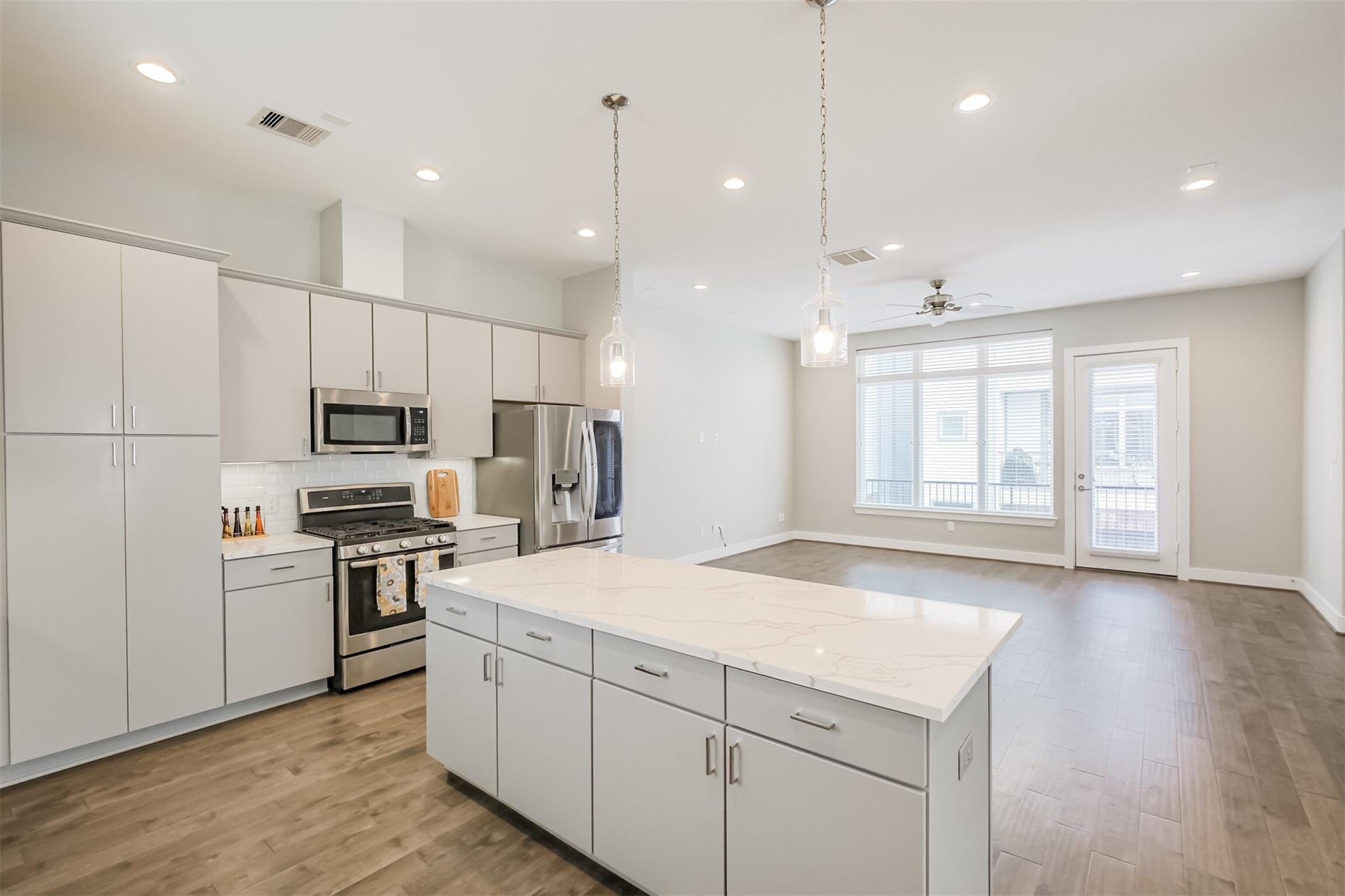 1305 Mayfair Clarkson Lane