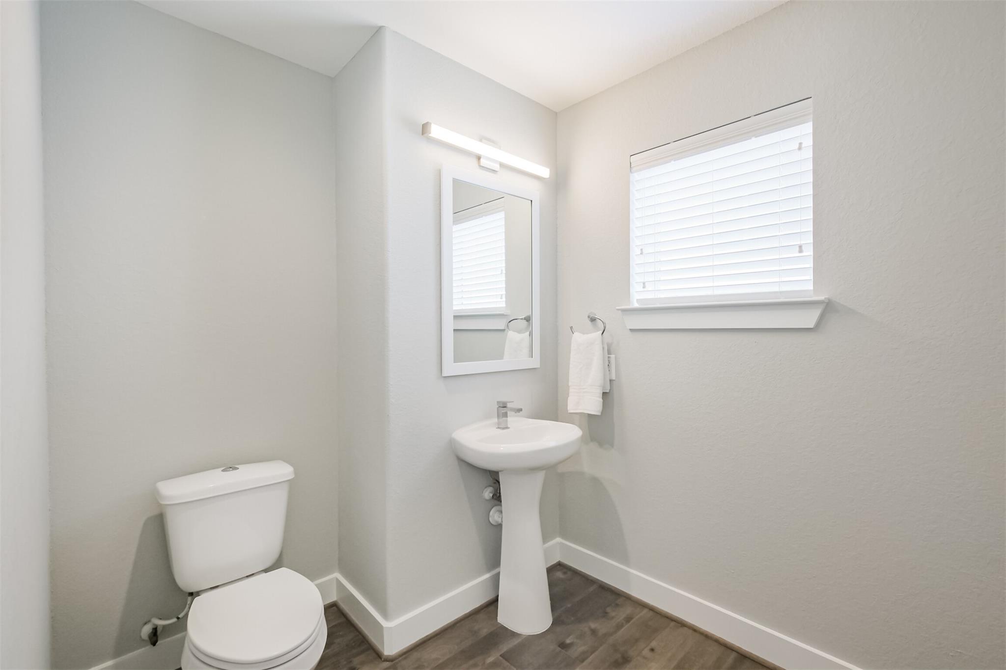 1305 Mayfair Clarkson Lane